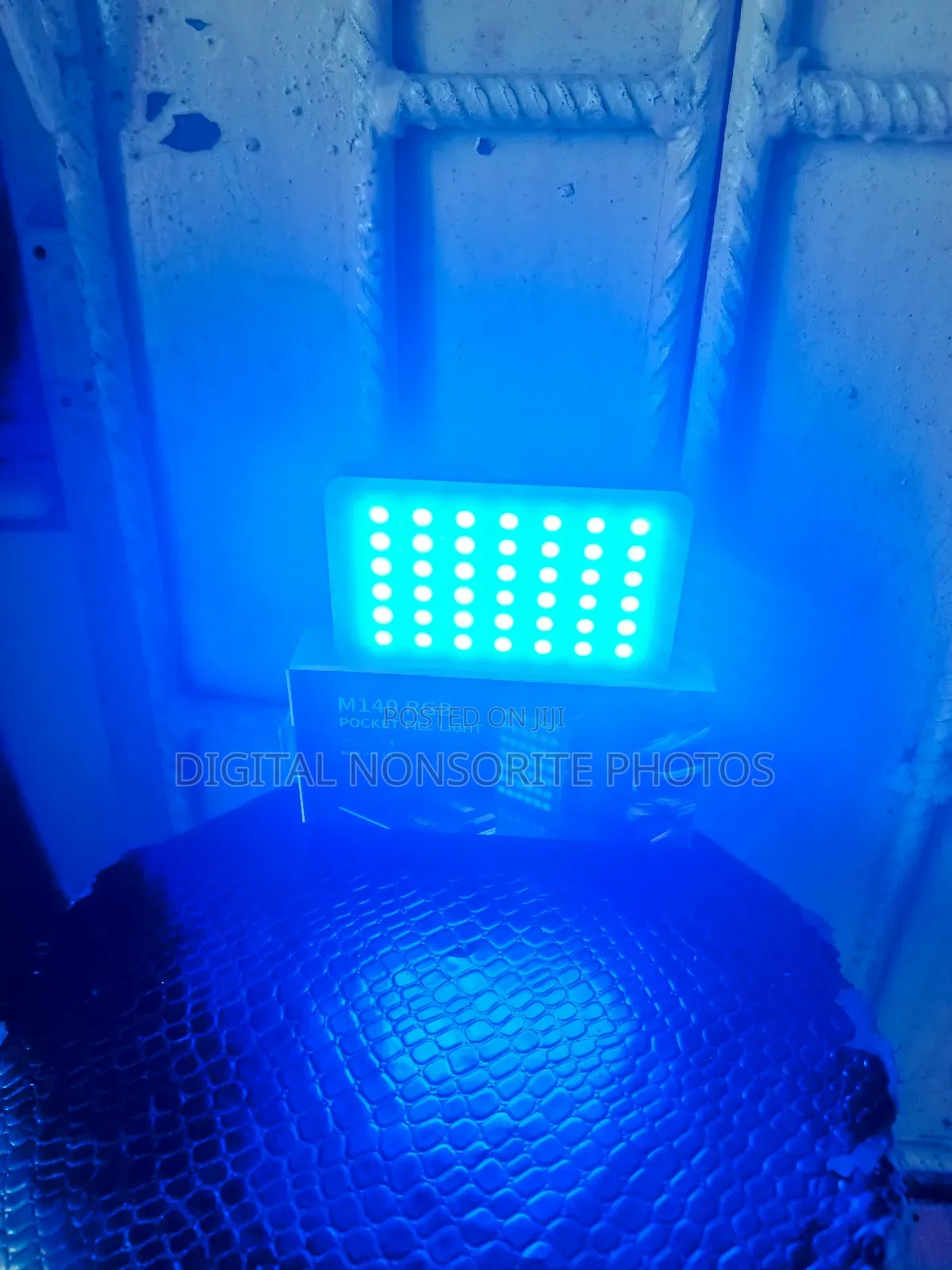 Brand New M140 RGB Pocket Light