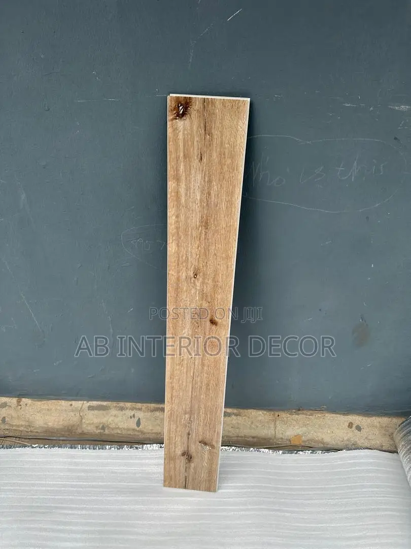 SPC Flooring (Water Resistance)
