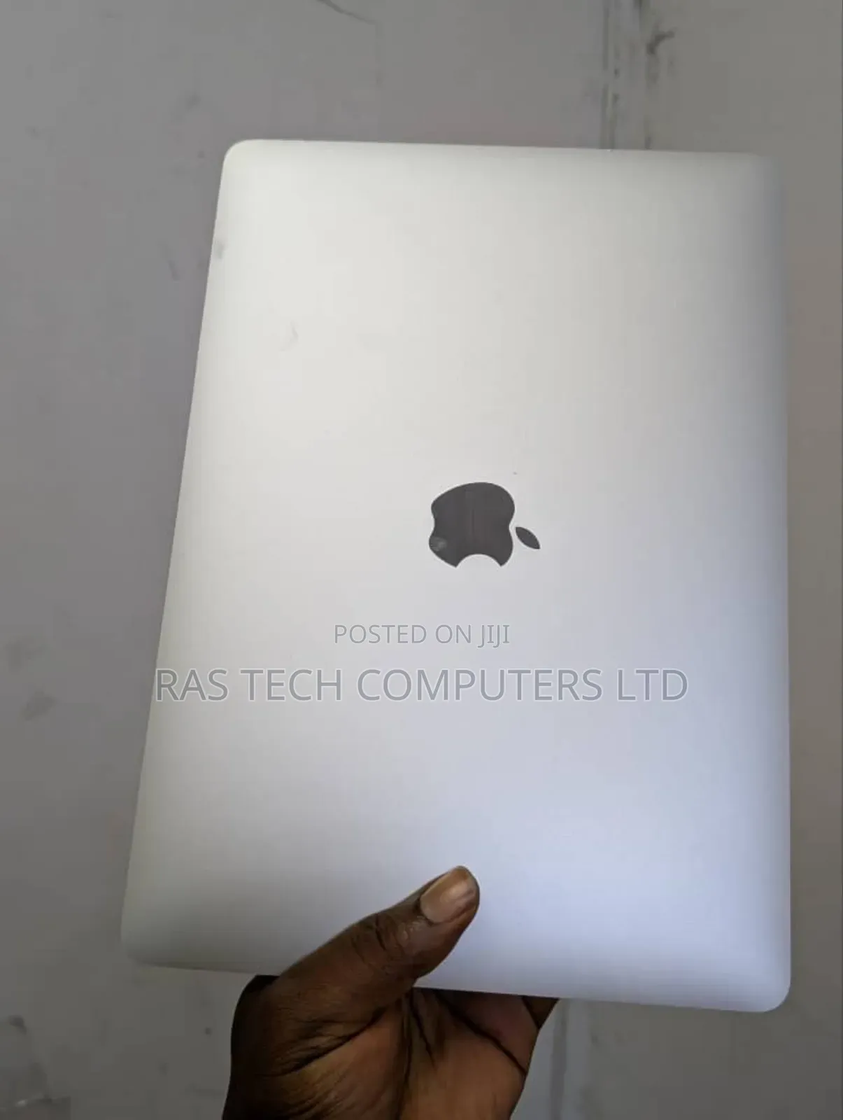 Laptop Apple MacBook Pro 2018 16GB Intel Core I7 SSD 512GB