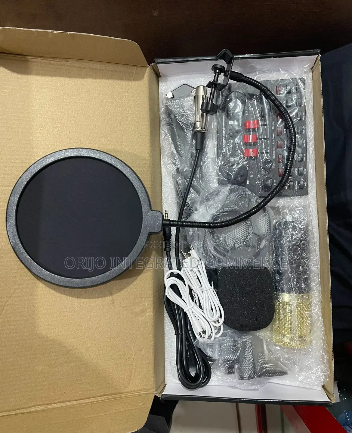 Professional Condenser Microphone With Patented Audio