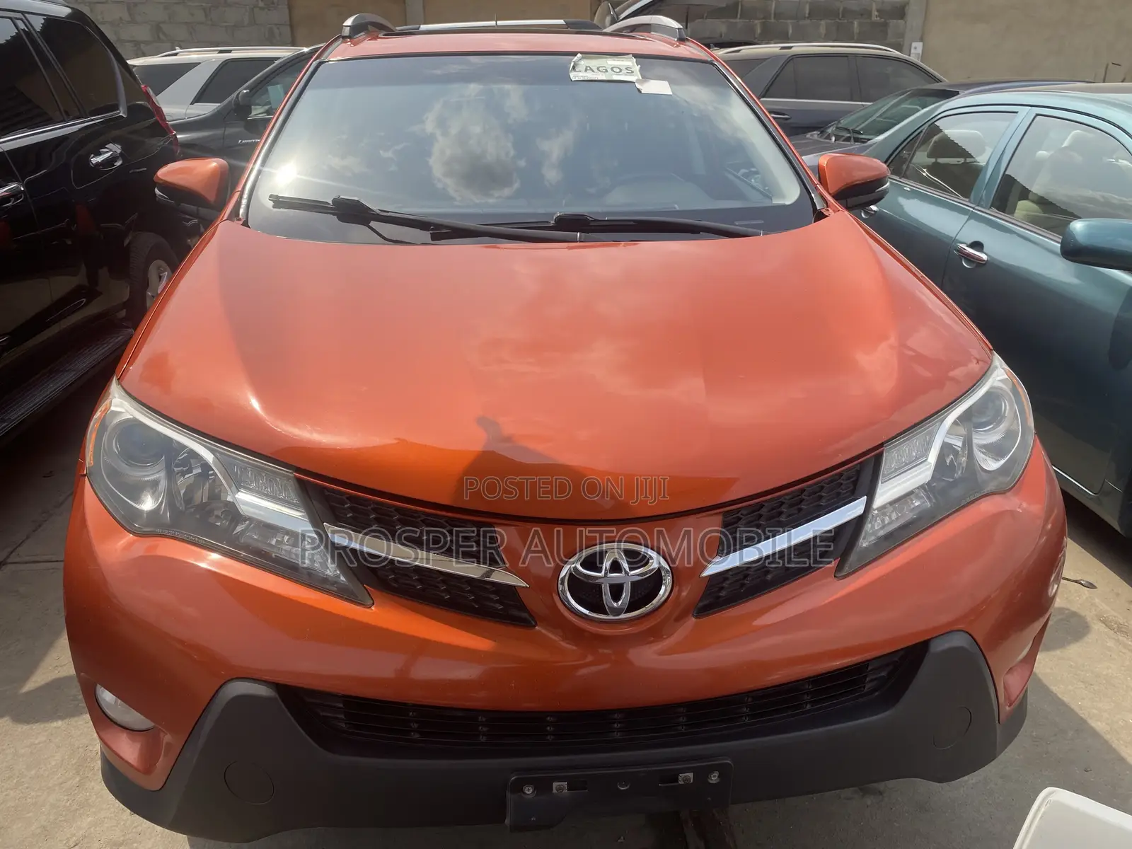 Toyota RAV4 2015 Orange