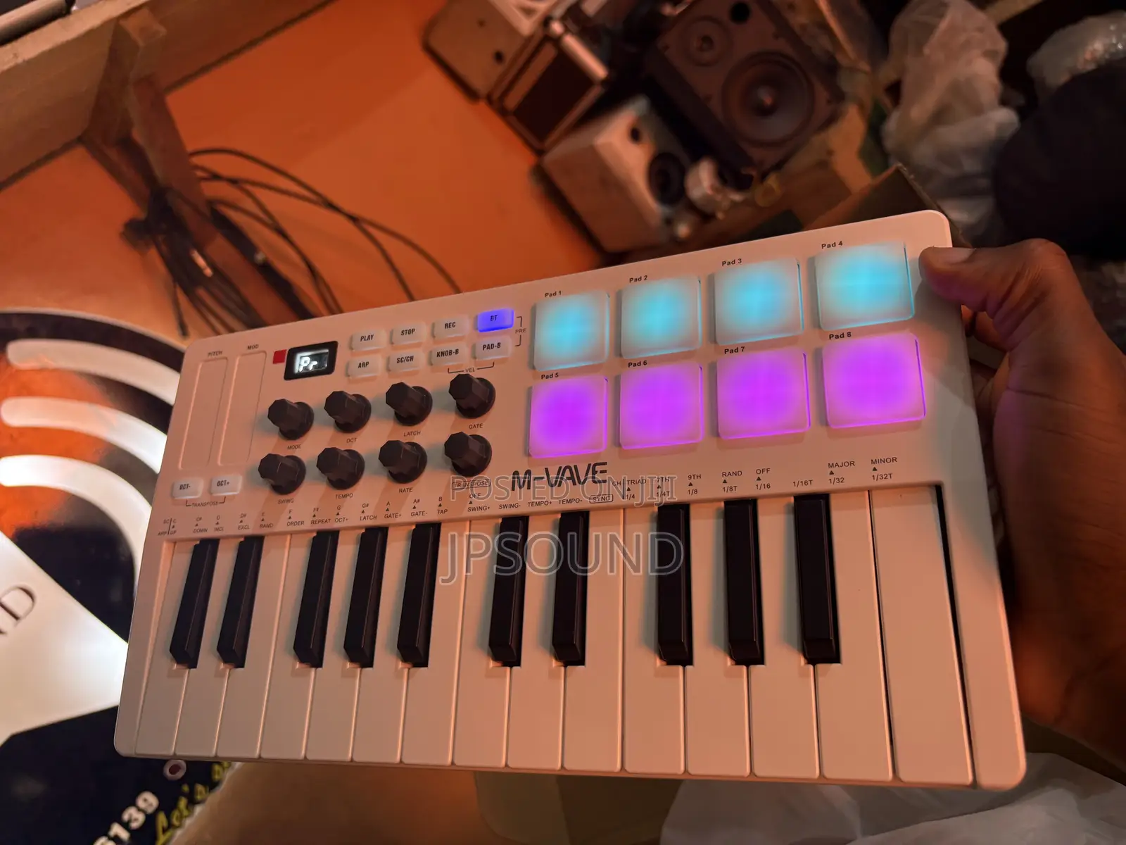 M Rave Midi Keyboard