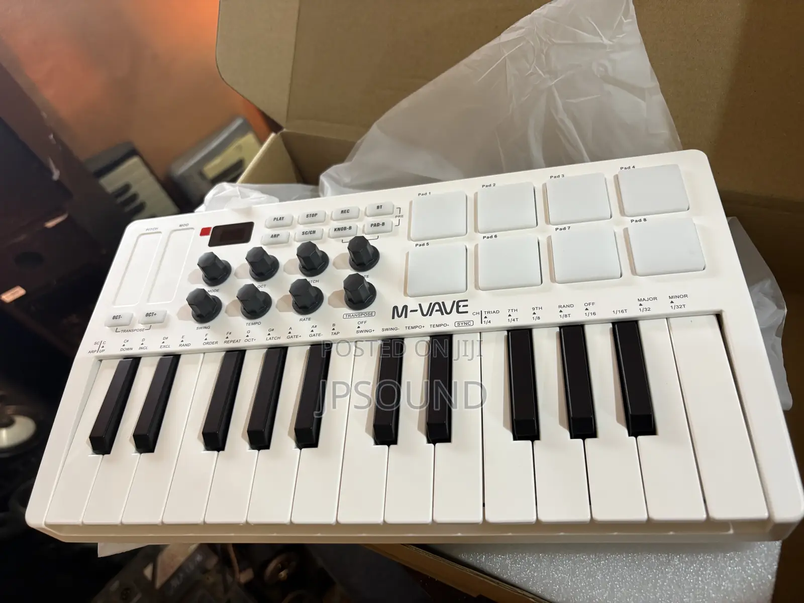 M Rave Midi Keyboard