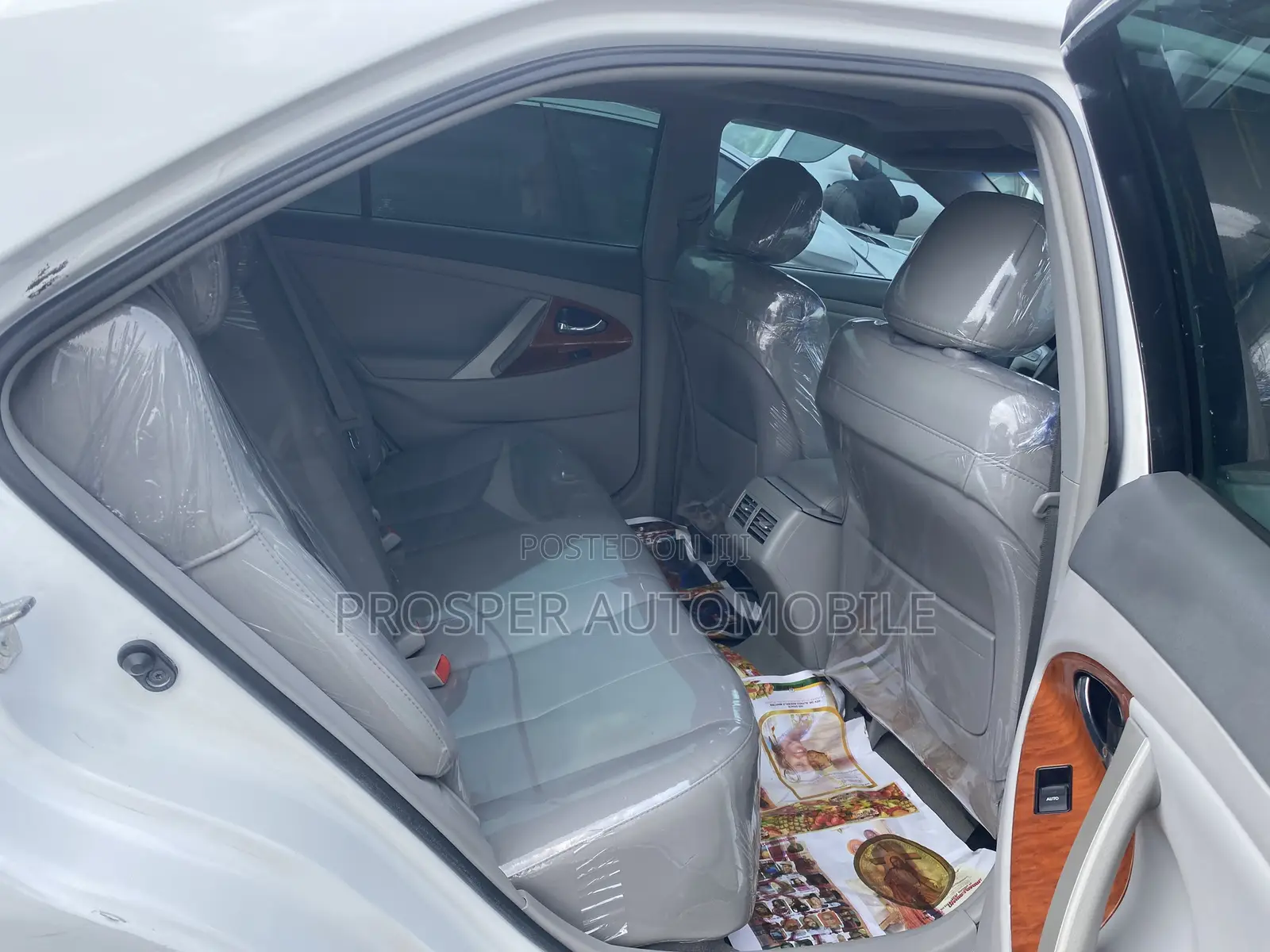 Toyota Camry 2011 White
