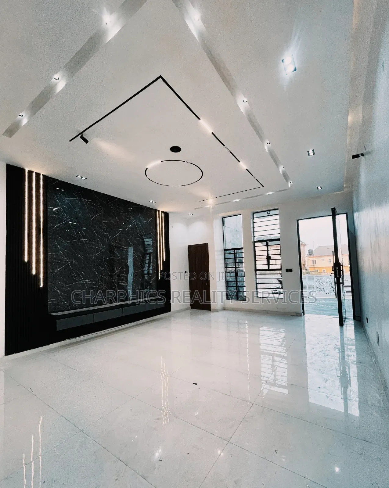 4bdrm Duplex in Lekki for sale