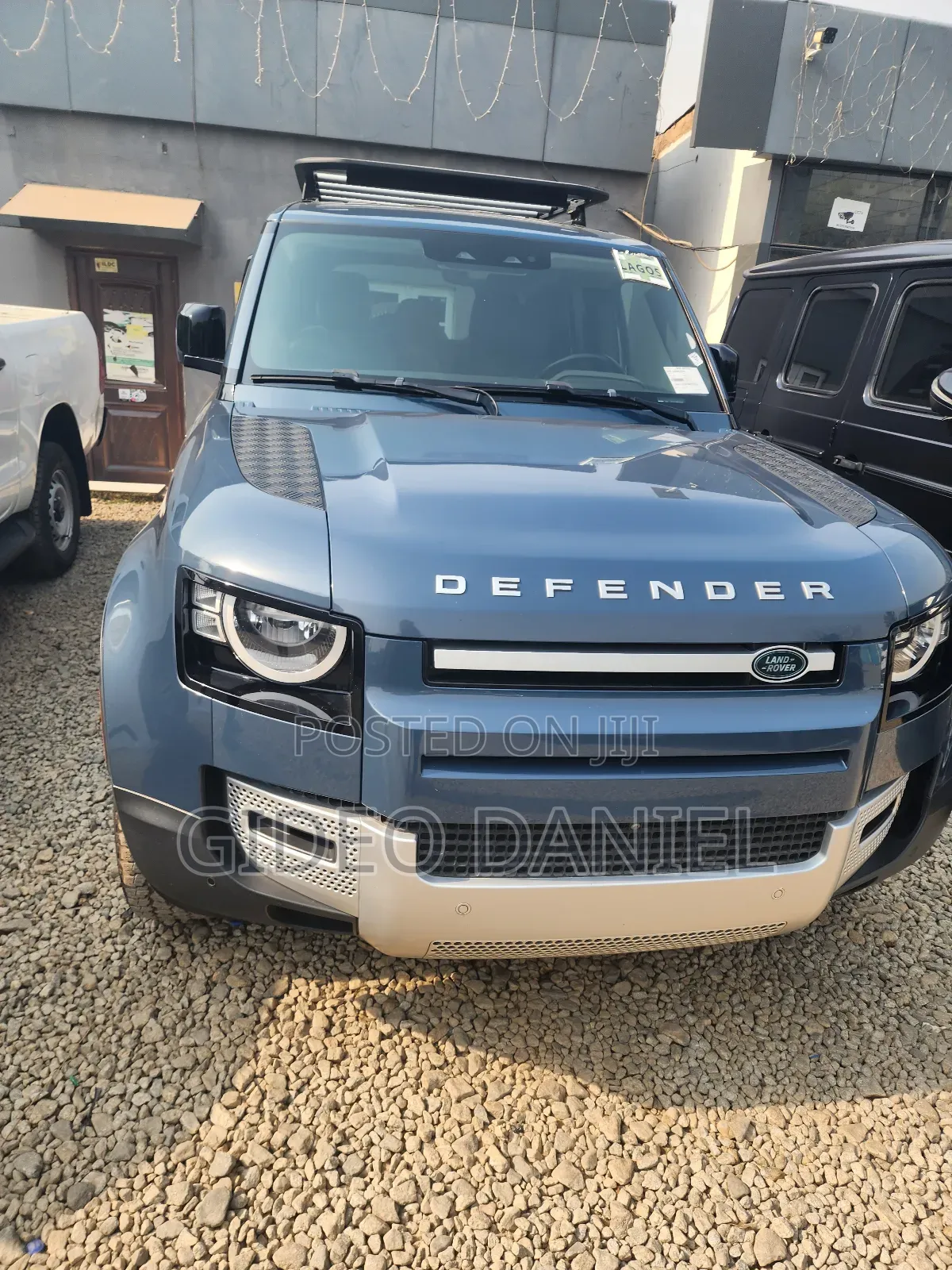 Land Rover Defender 2021