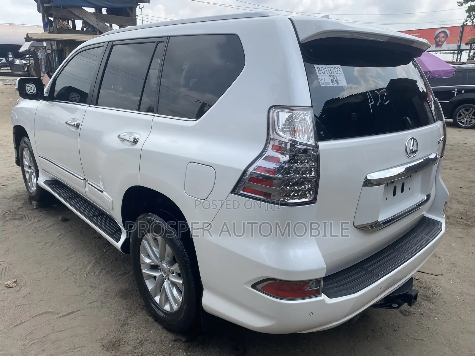Lexus GX 460 Base 2018 White
