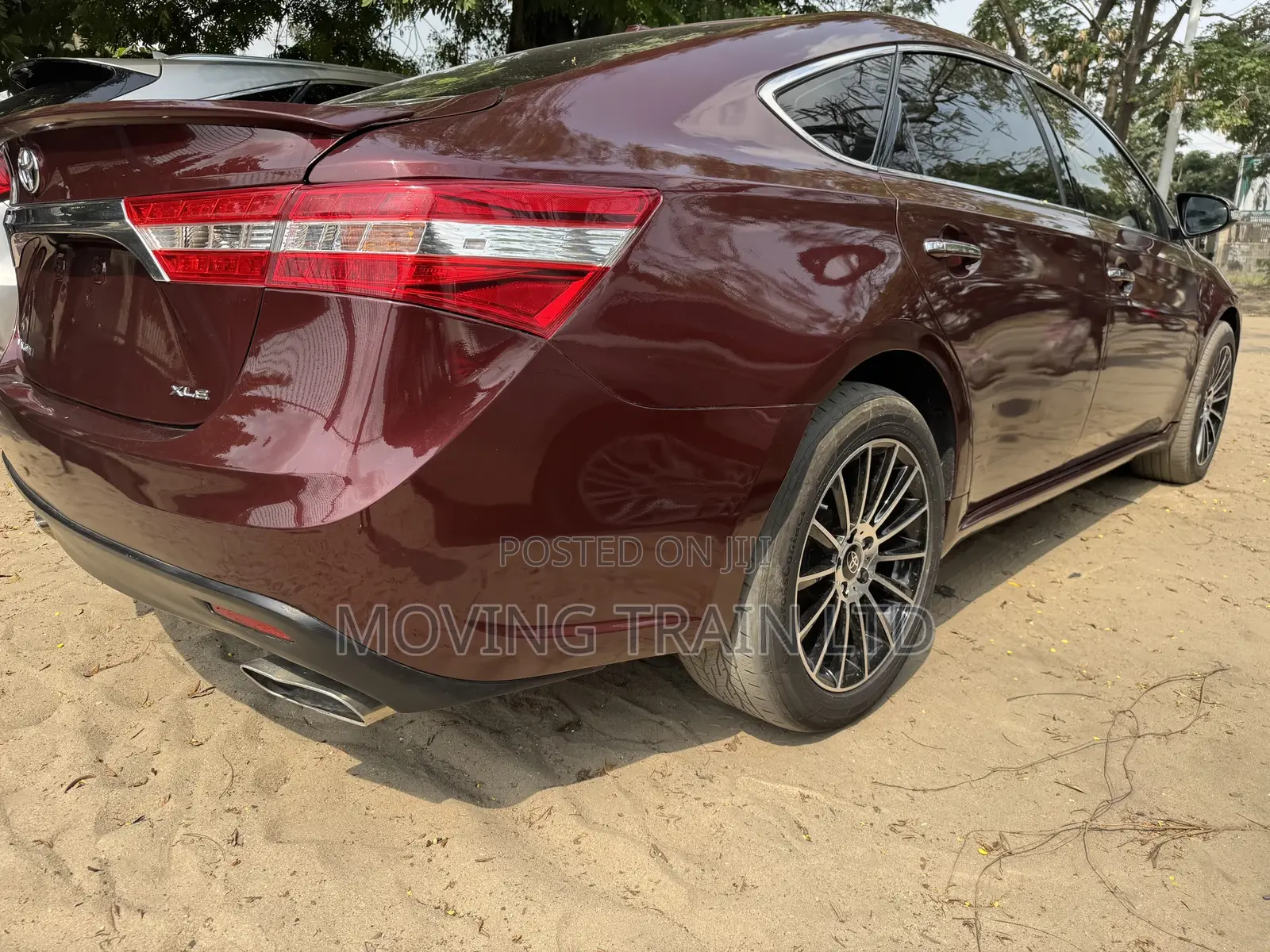 Toyota Avalon 2017 Red