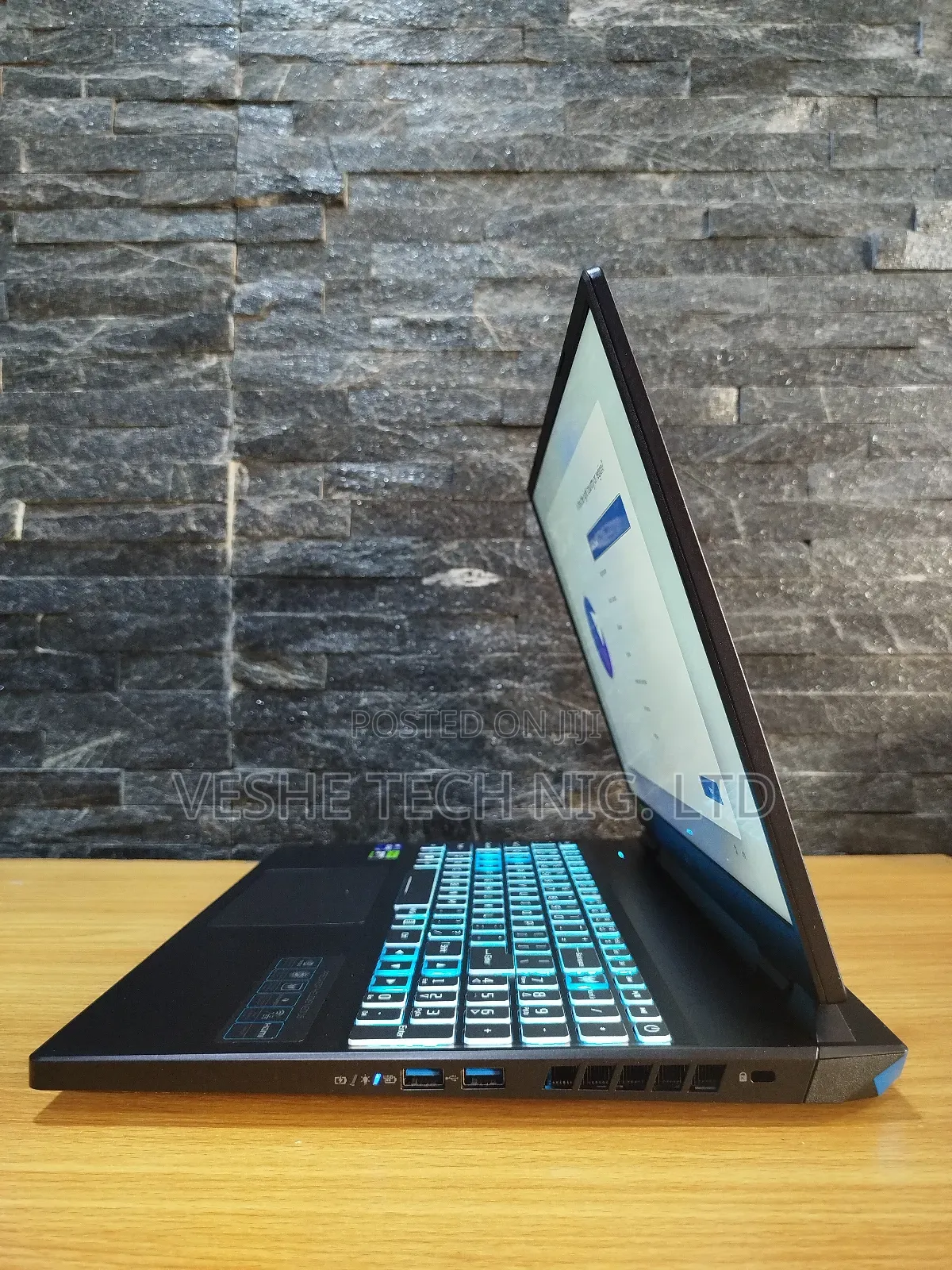 New Laptop Acer Predator Helios Neo 16 16GB Intel Core I7 SSD 512GB