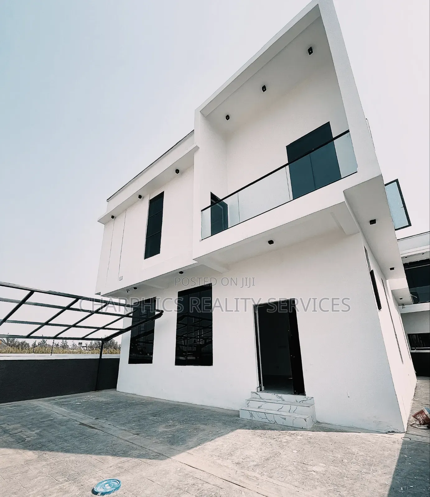 5bdrm Duplex in Lekki for sale