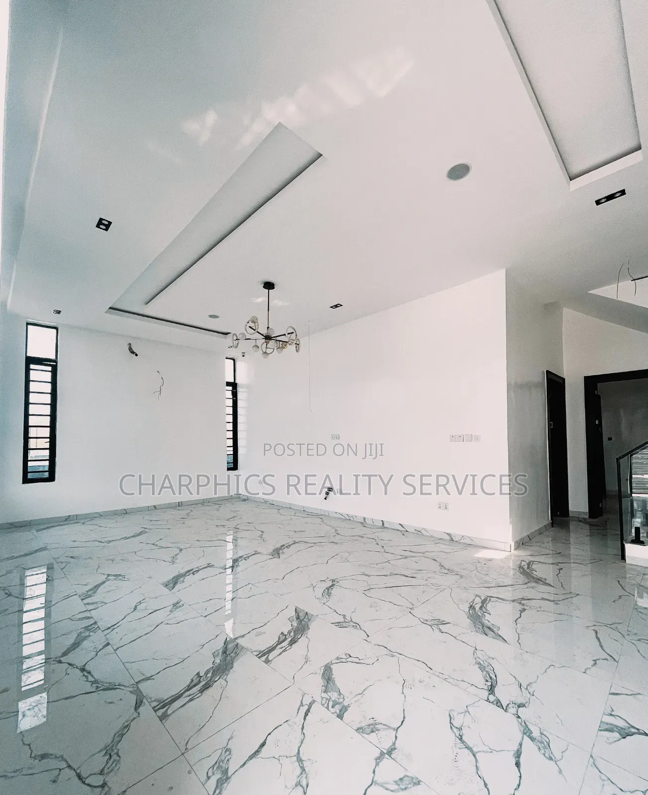 5bdrm Duplex in Lekki for sale