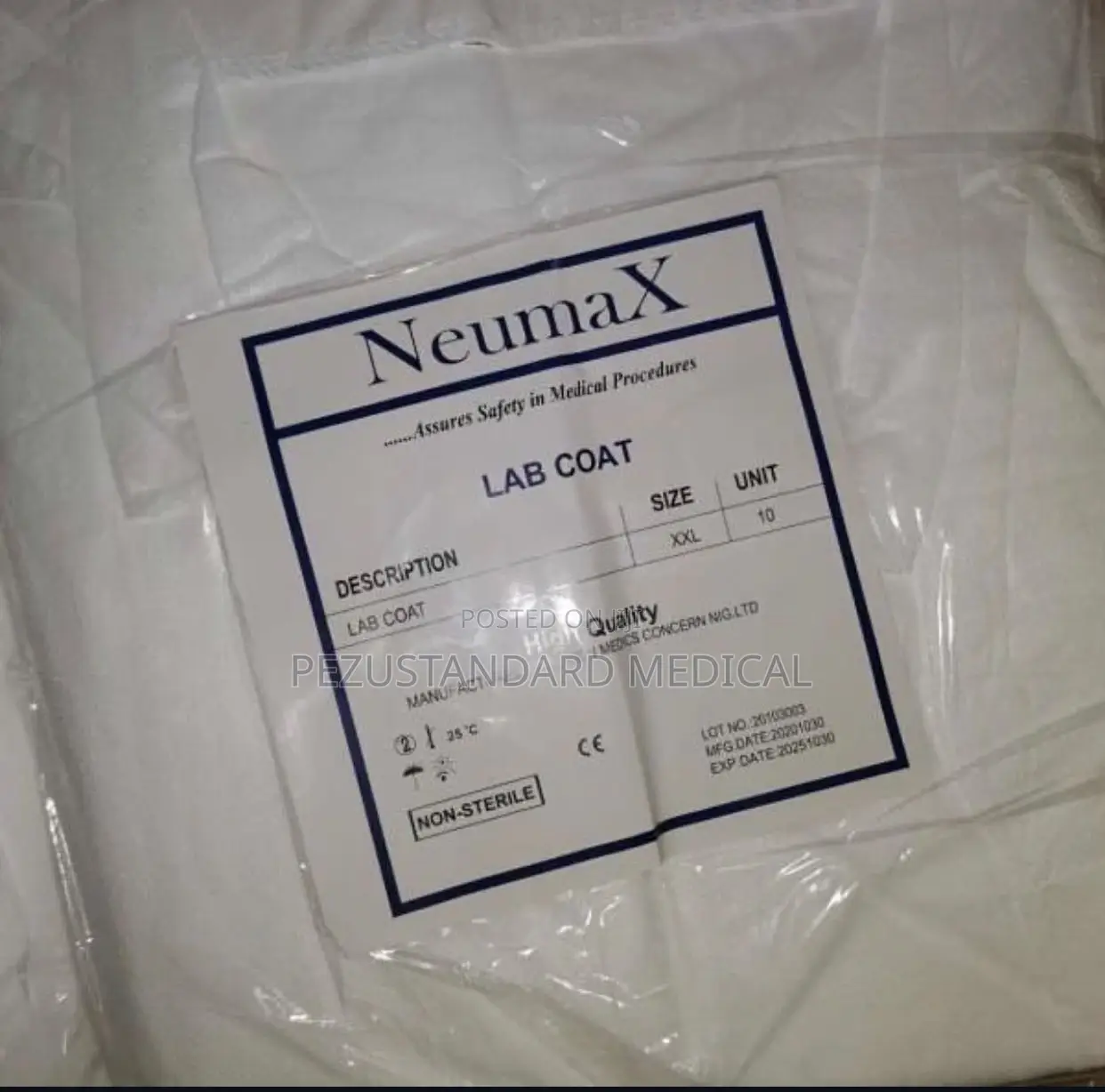 Neumax Disposable Lab Coat-Pack of 10unit/PCS