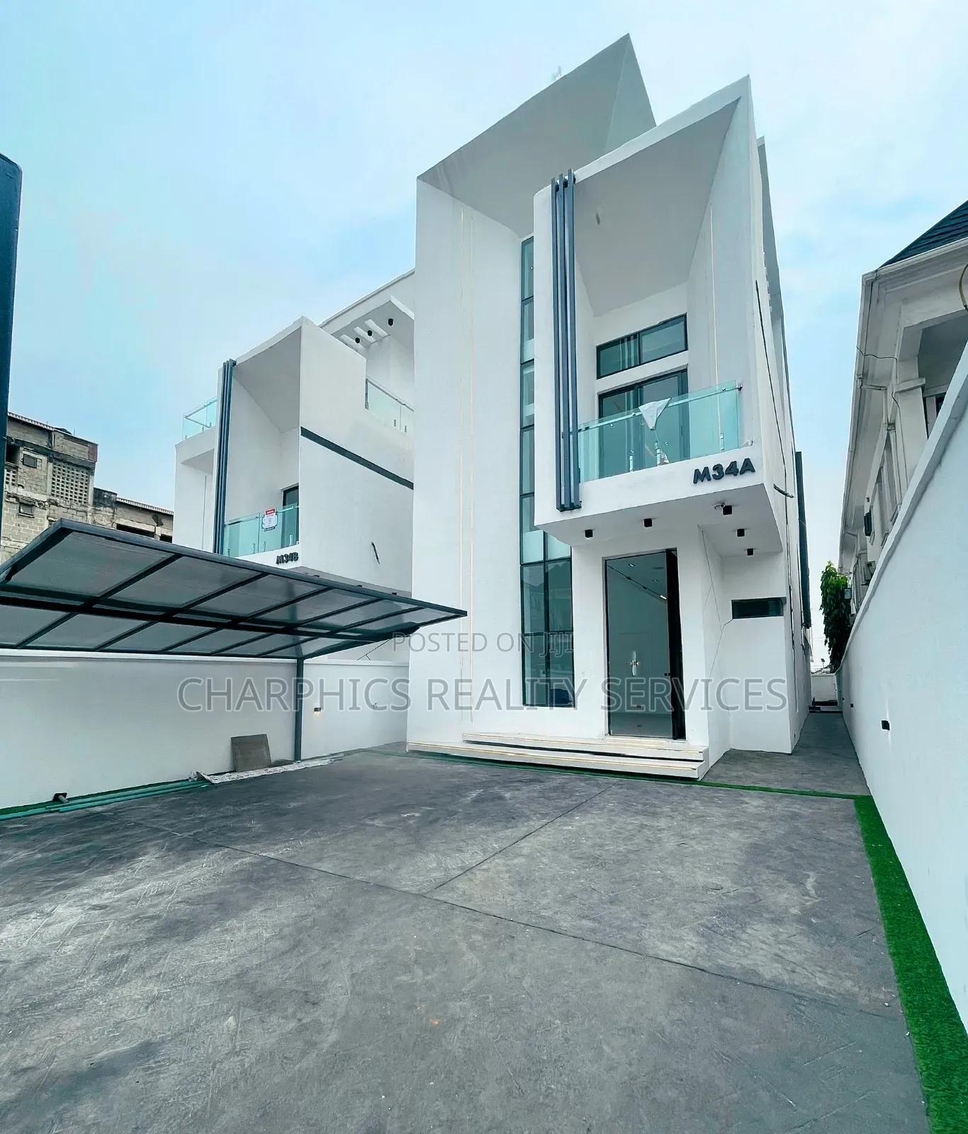 5bdrm Duplex in Lekki for sale