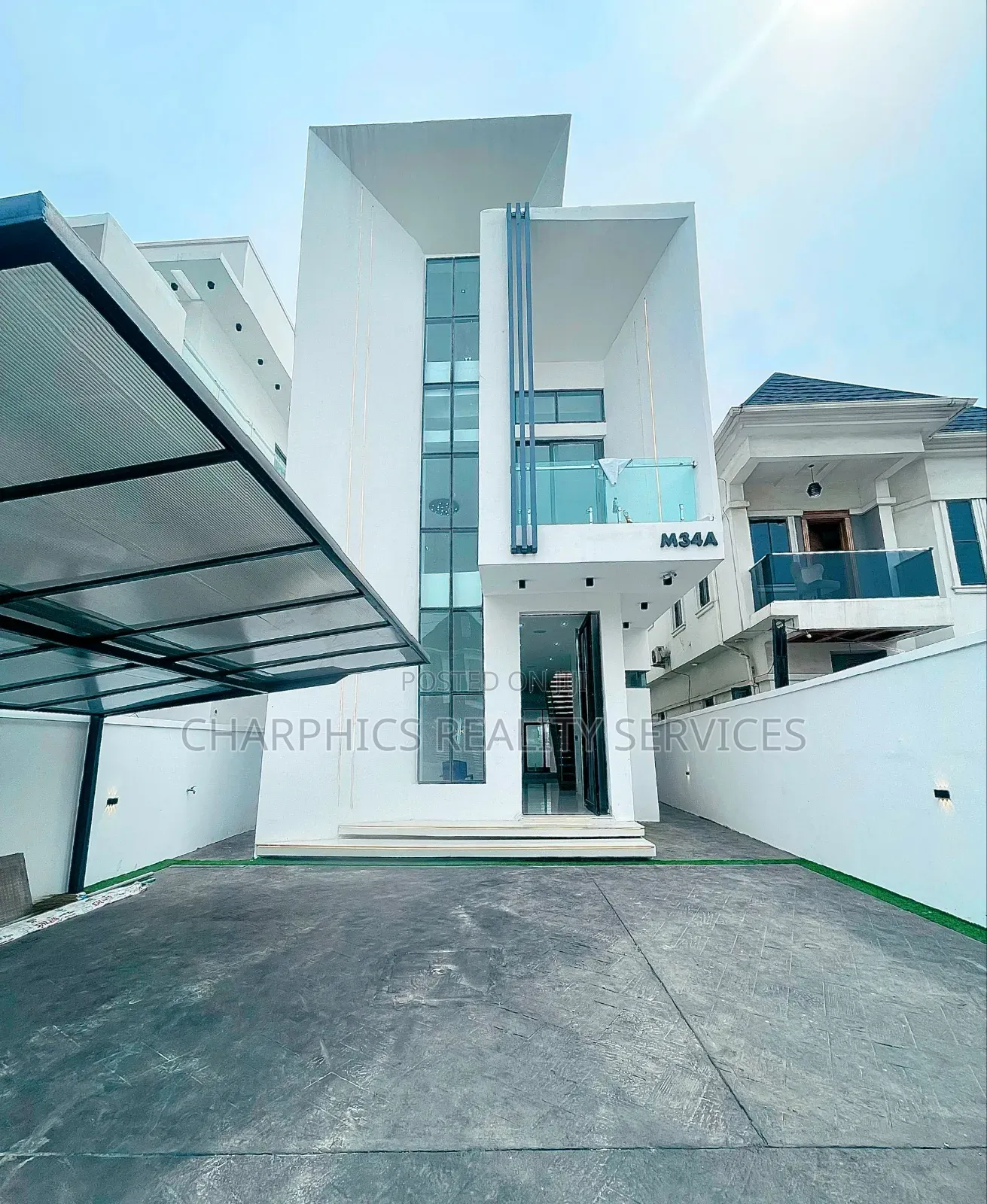 5bdrm Duplex in Lekki for sale