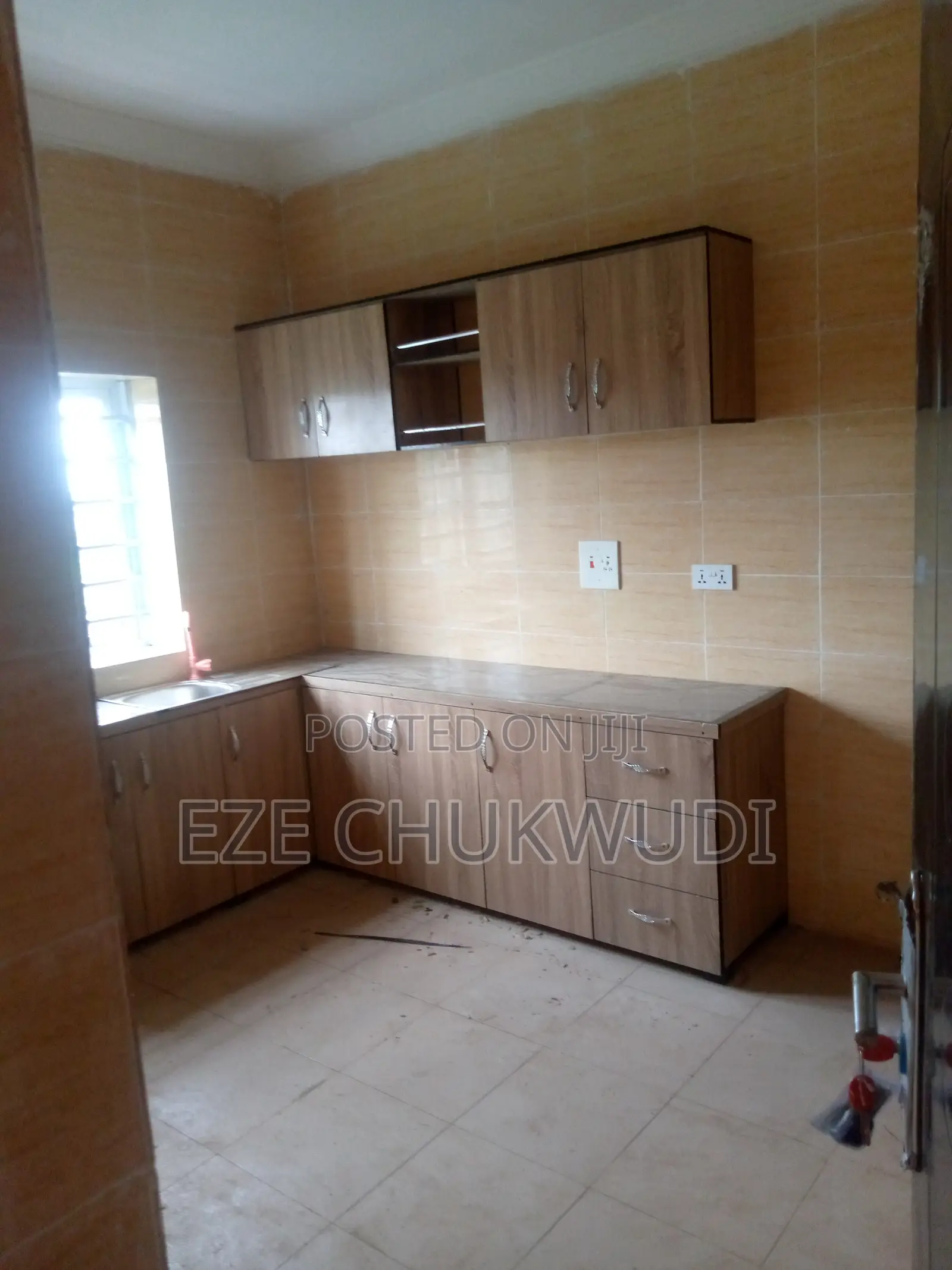 3bdrm Block of Flats in Premier Layout, Enugu for rent
