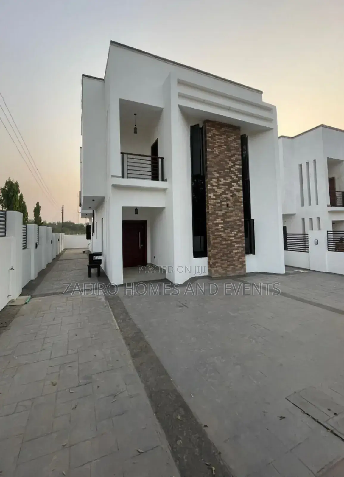 4bdrm Duplex in Link Reservation for sale