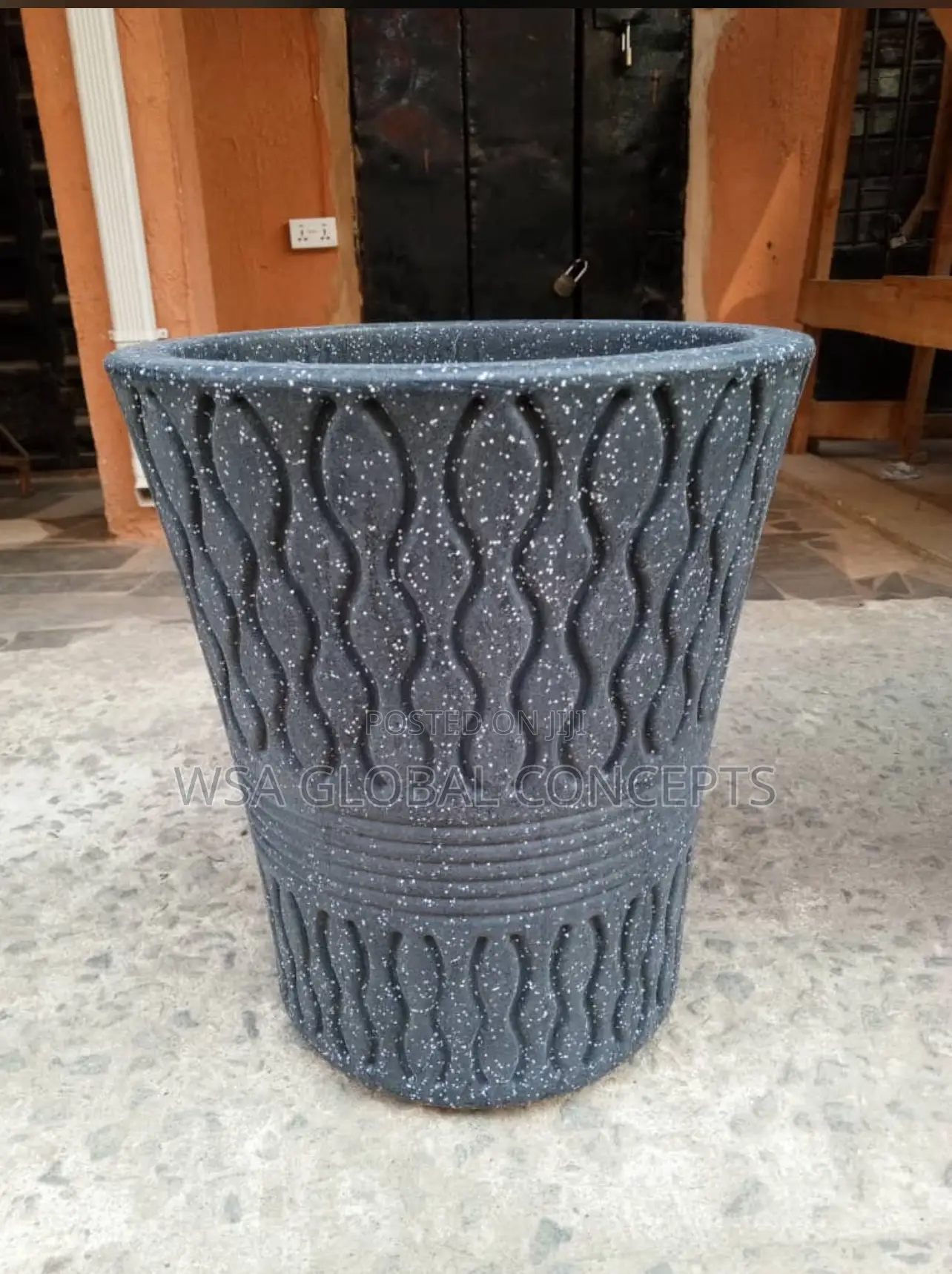Biggest Sizes of Fiber Rubber Flower Pots