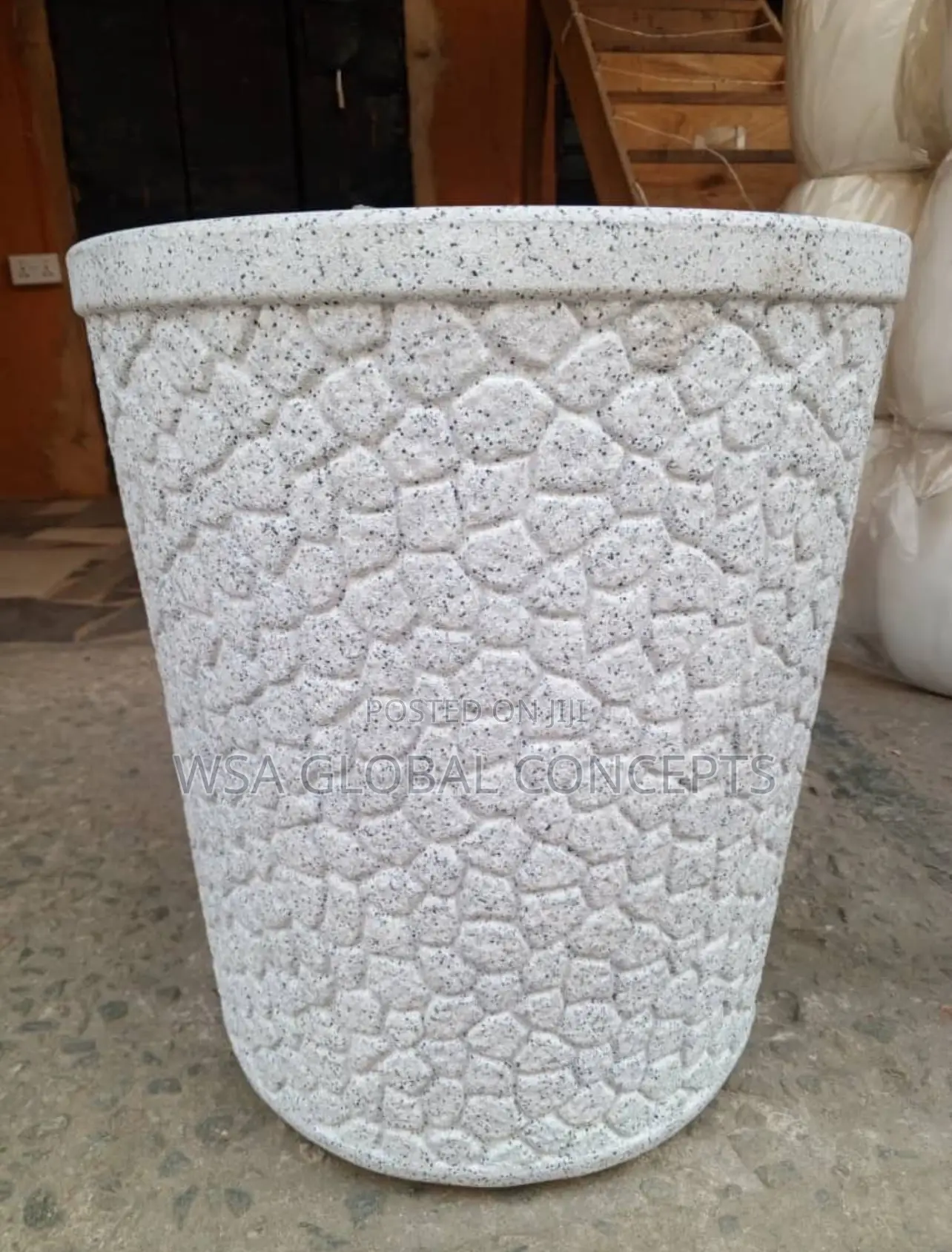 Biggest Sizes of Fiber Rubber Flower Pots