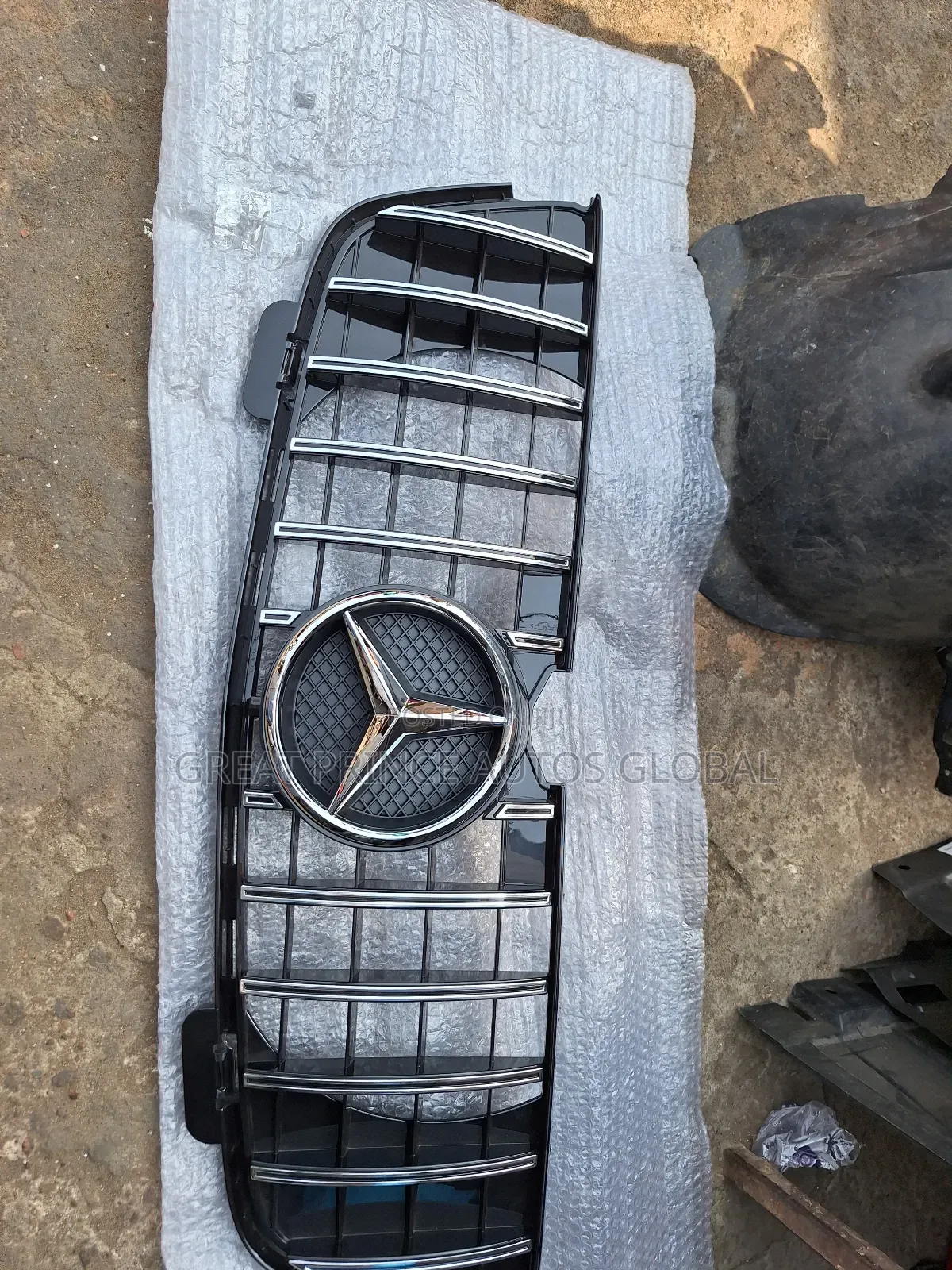Front Grill GL 164 GT Design