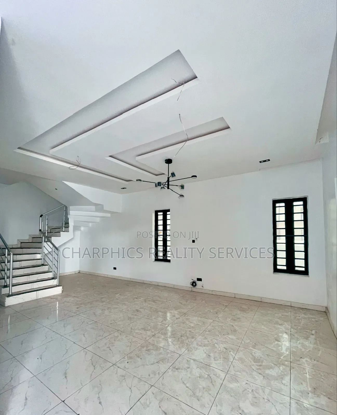 5bdrm Duplex in Lekki for sale
