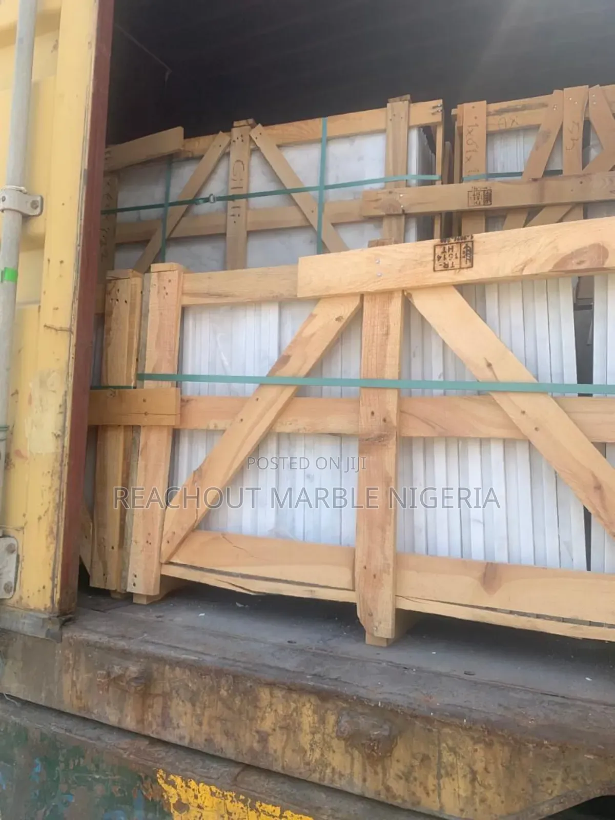 White Carara Marble Tiles 20mm Thickness