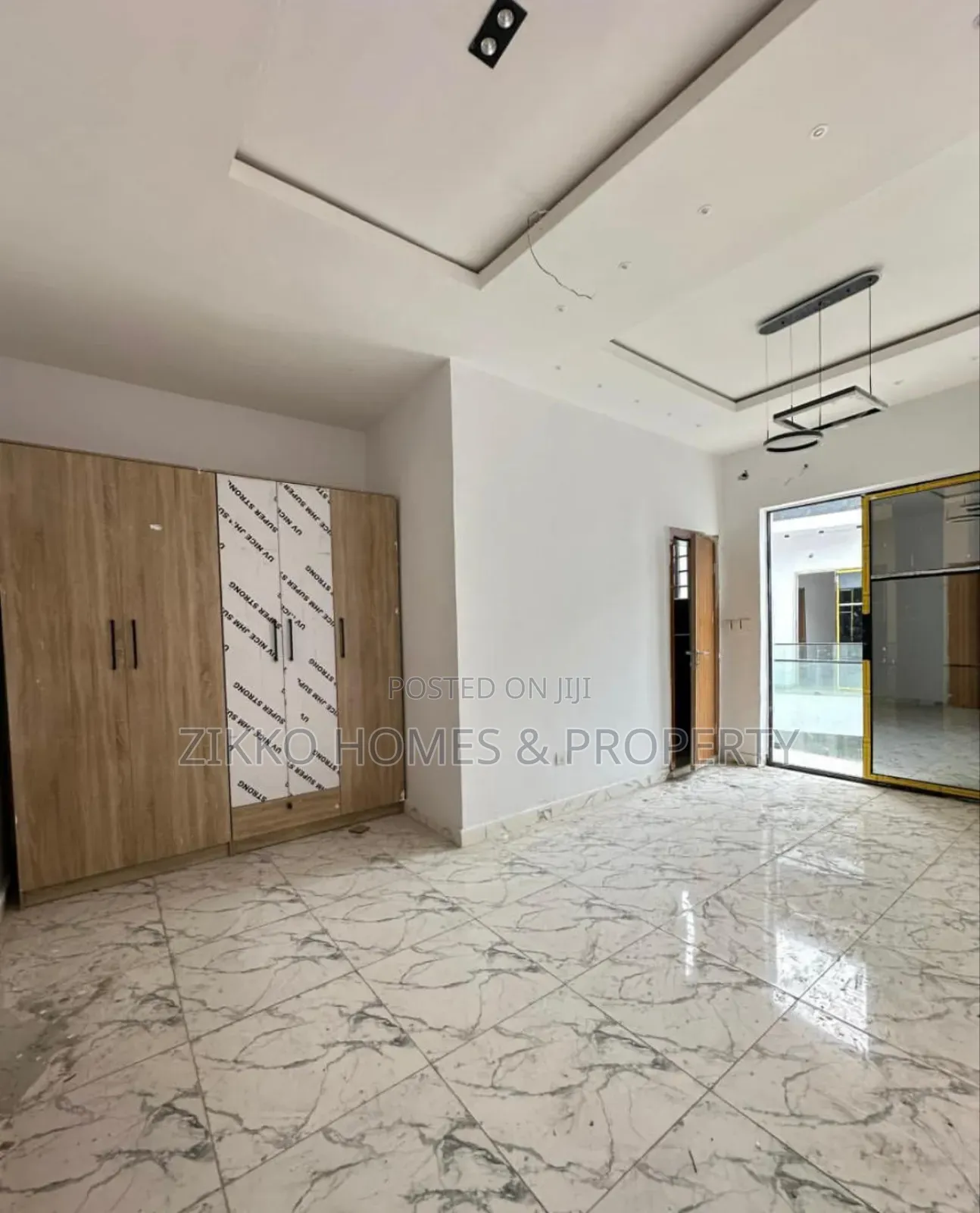 4bdrm Townhouse/Terrace in Ikota, Lekki for sale