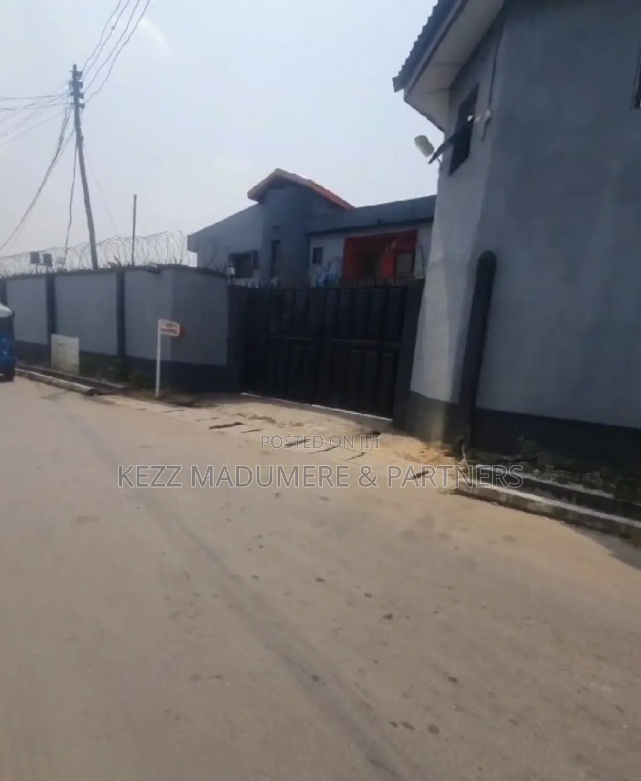 8bdrm Duplex in Rumuepirikom / Ada, Rumueprikom for sale