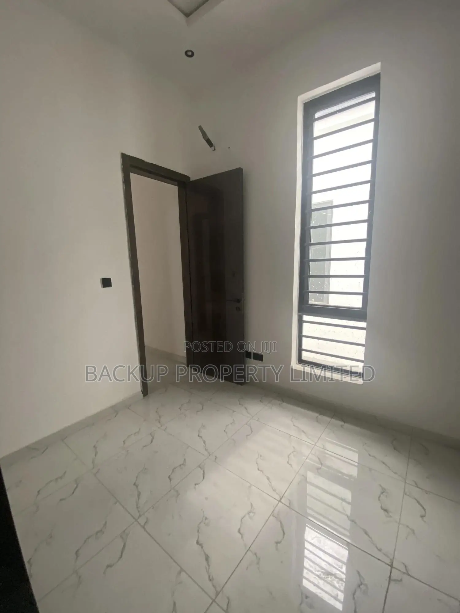 4bdrm Duplex in Lekki Aja, Crown Estate for sale