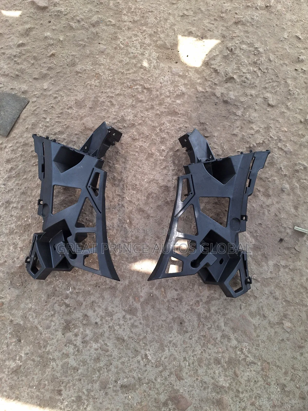 Head Lamp Hanger GLE 166