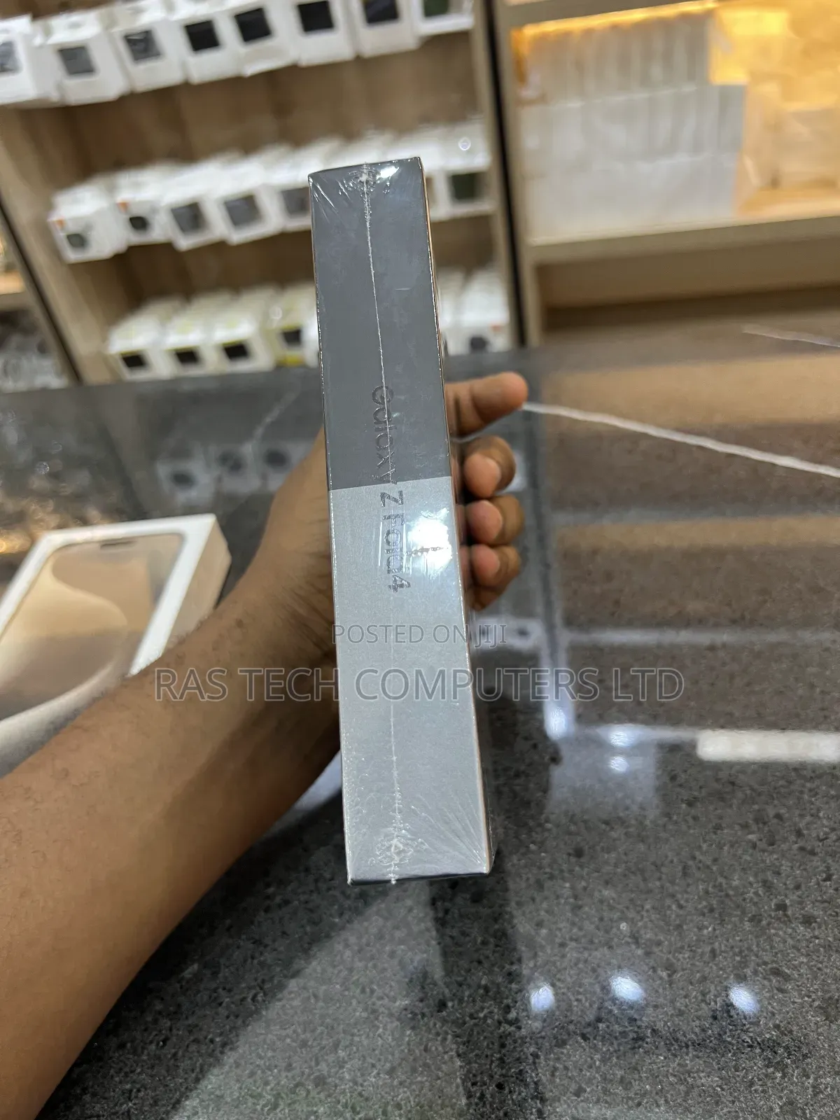 New Samsung Galaxy Z Fold4 256 GB Black