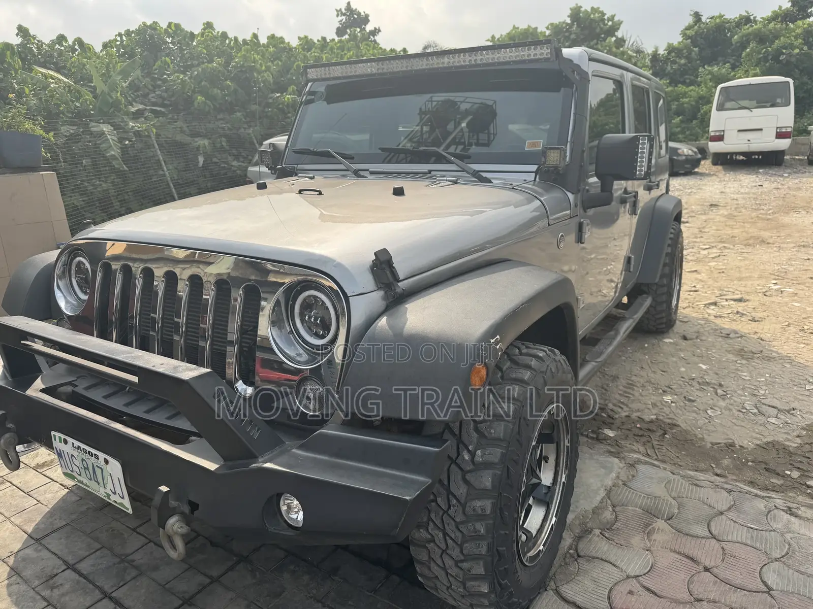 Jeep Wrangler Sahara 4x4 2017 Gray