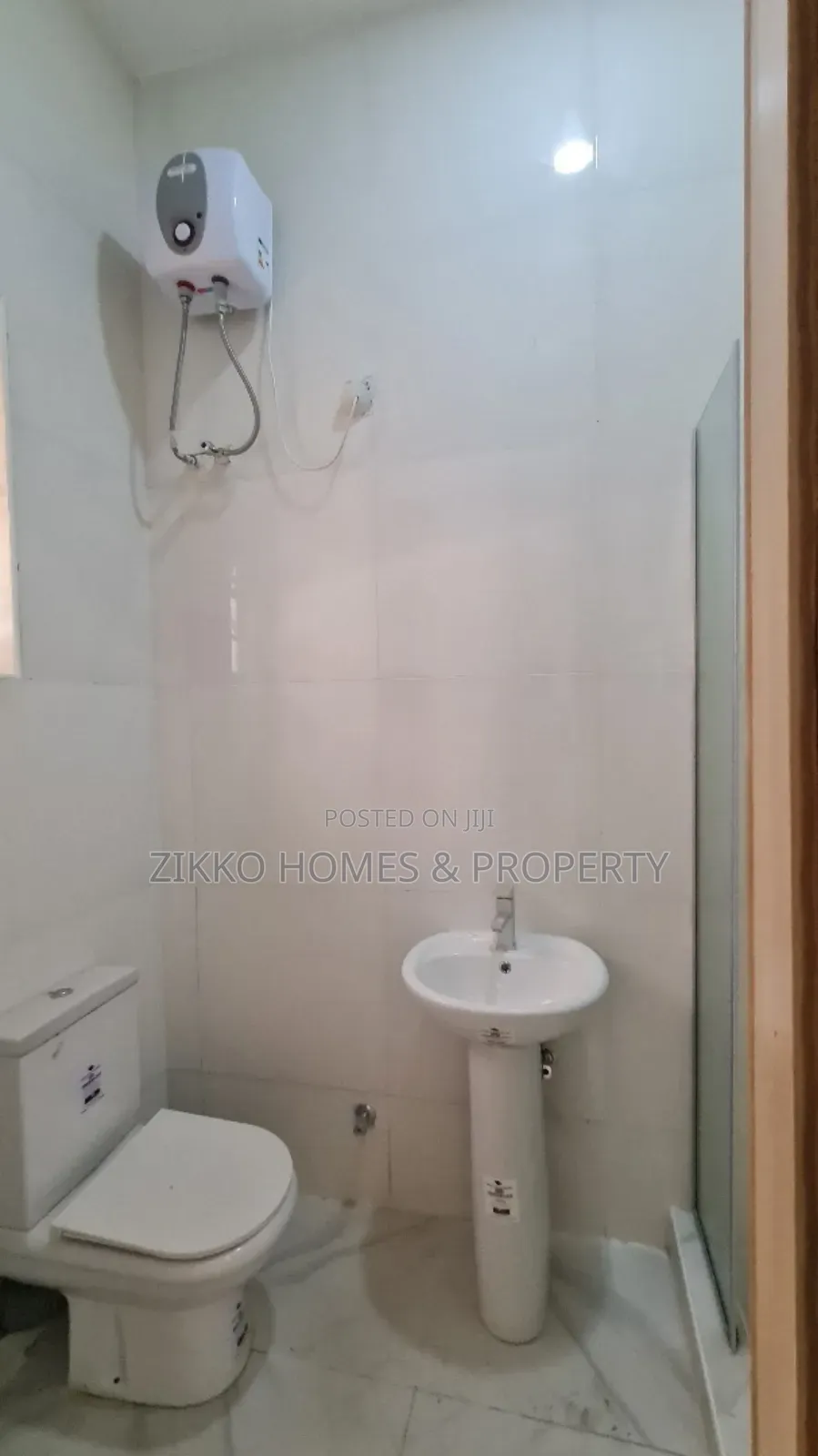 4bdrm Duplex in Chevron Conservation, Lekki for sale