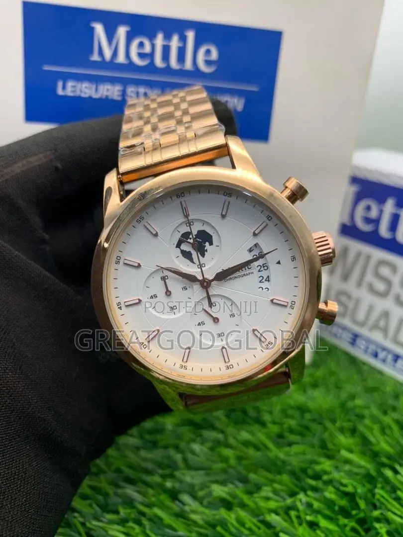 Mettle Chronograph Wristwatch With Box Rosegold
