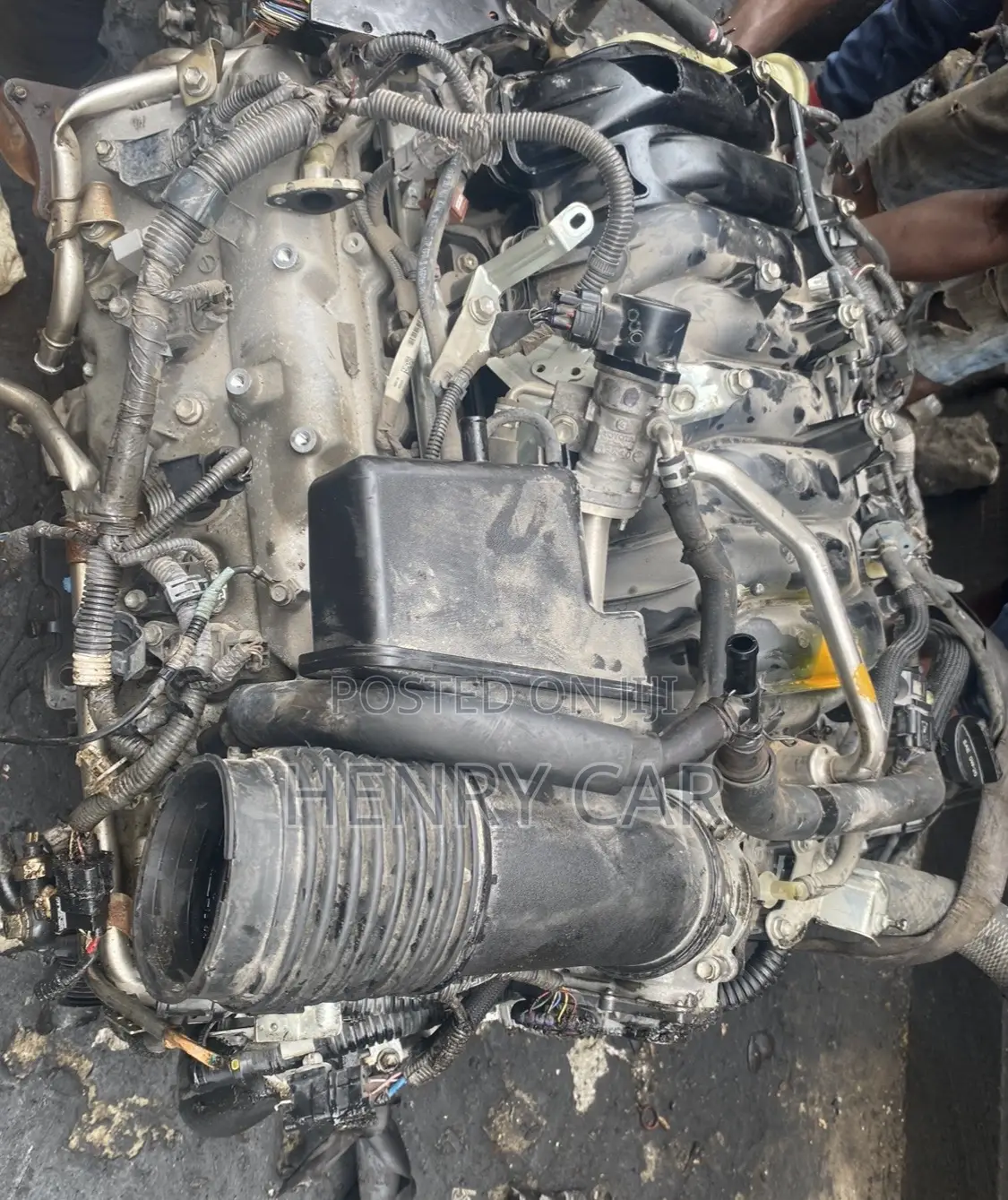 Toyota Tundra 3ur-Fe 5.7L V8 Engine