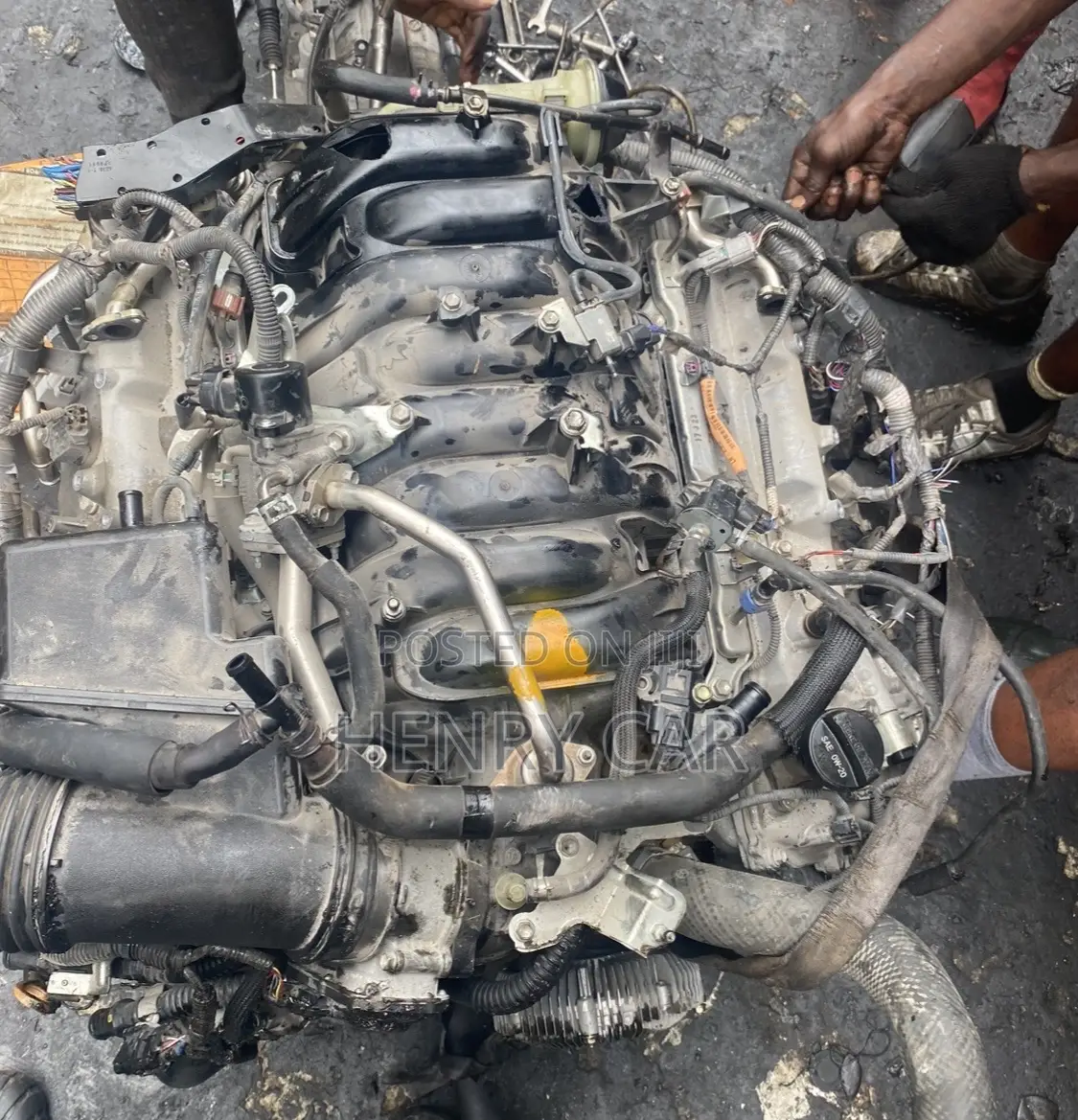 Toyota Tundra 3ur-Fe 5.7L V8 Engine
