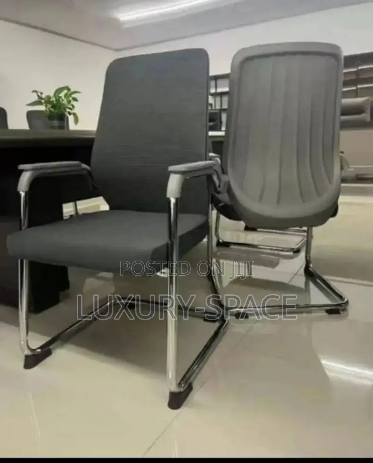 Executive Office Mesh Visitors Chair