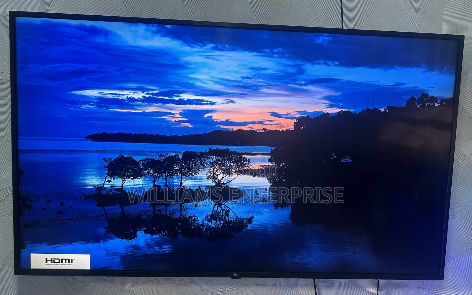 LG 65 Inches Smart Uhd TV