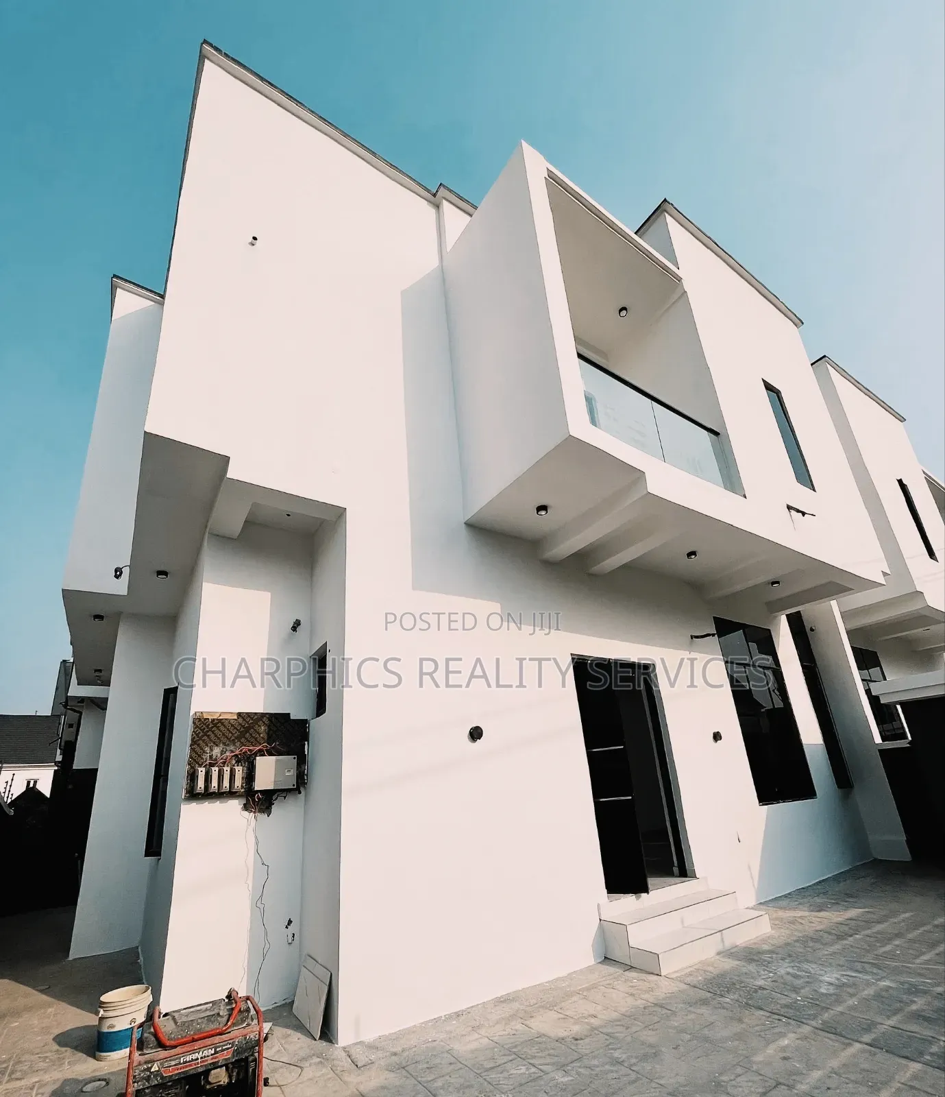 4bdrm Duplex in Lekki for sale