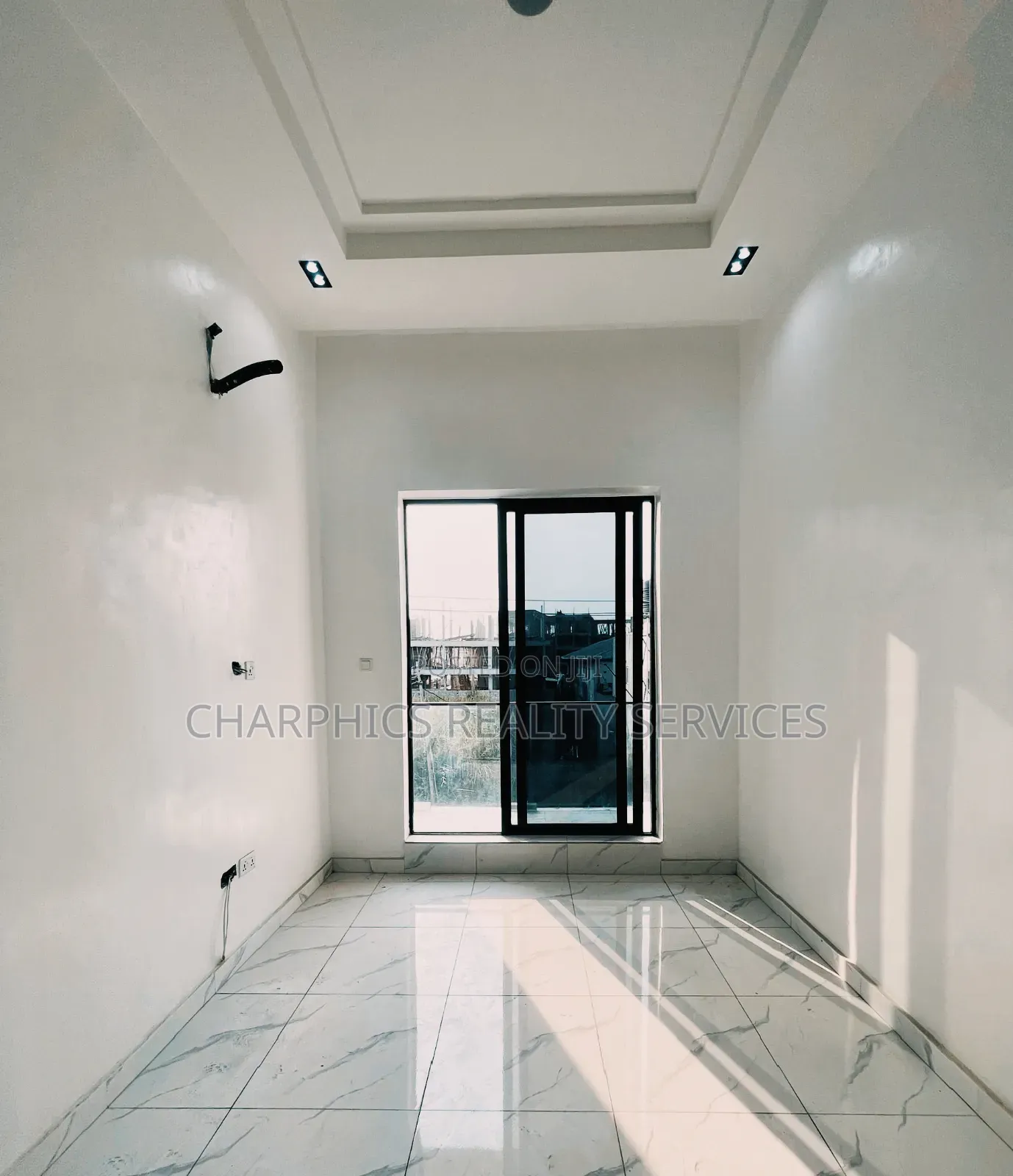 4bdrm Duplex in Lekki for sale