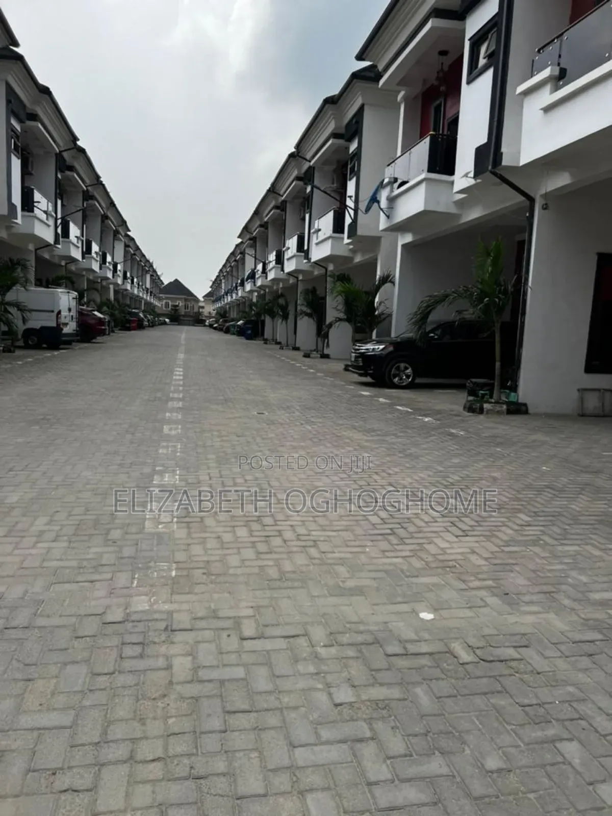4bdrm Duplex in Lekki for sale