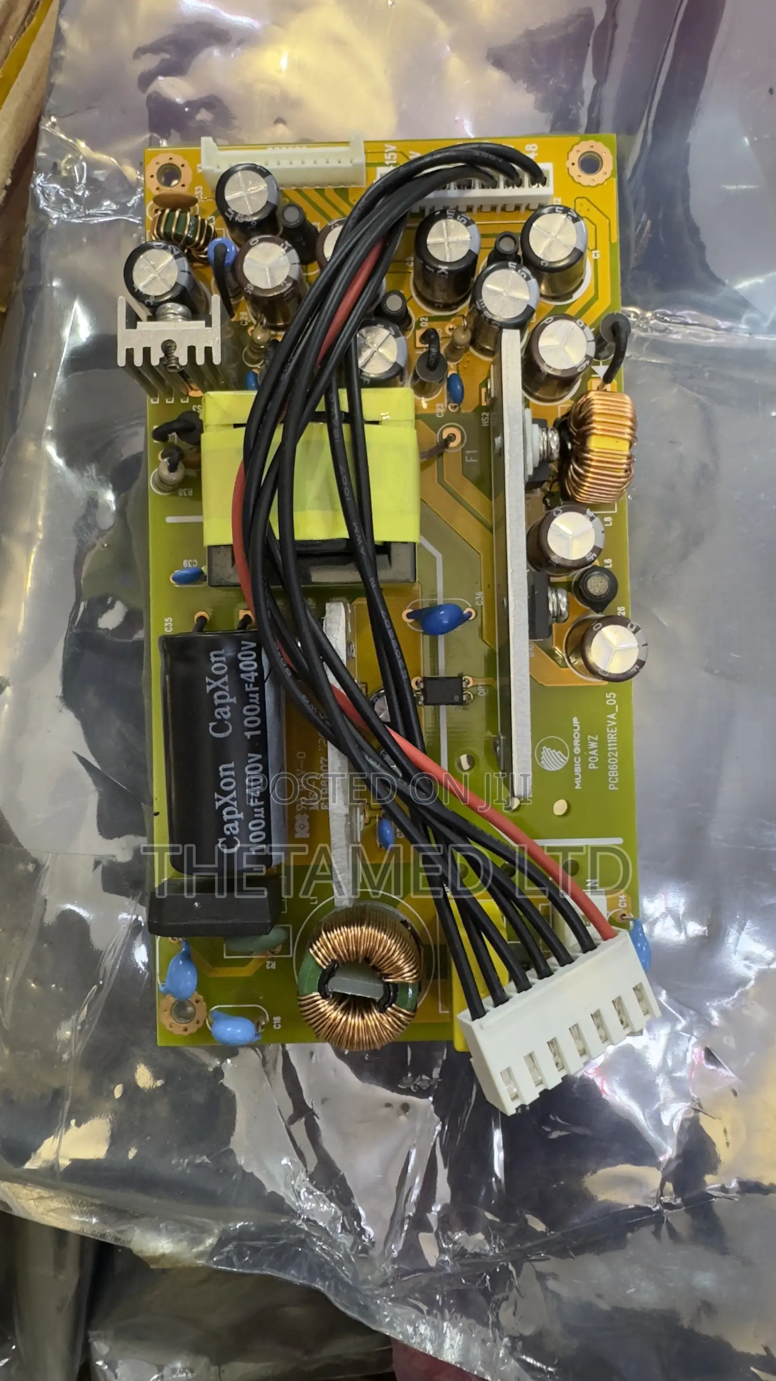 Behringer Xr18