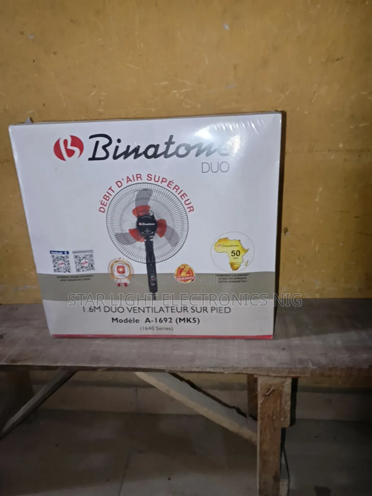 6 Blades Standing Fan