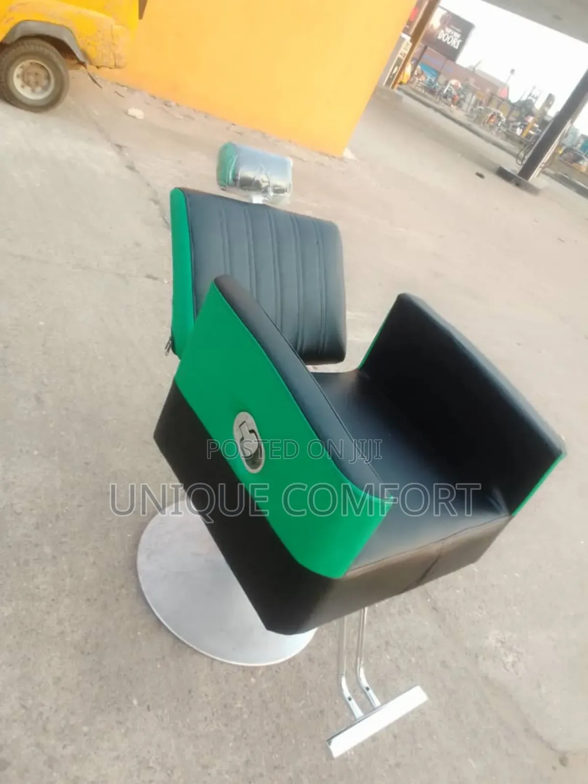 Salon Rolling Recliner Barber Chair
