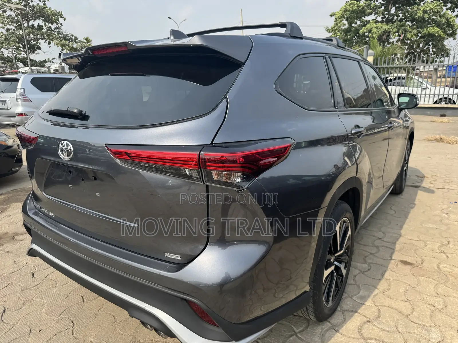 Toyota Highlander XSE 2021 Gray