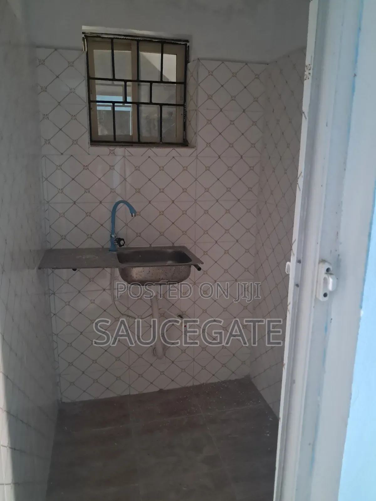 1bdrm Bedsitter in Ijegun, Satellite Town for rent