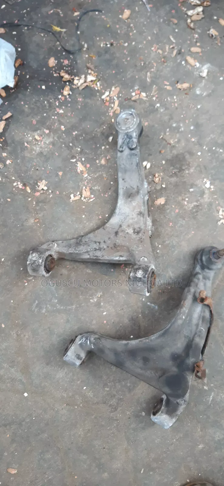 Back Upper Arm For Hyundai Santafe And Kia Sportage 2010