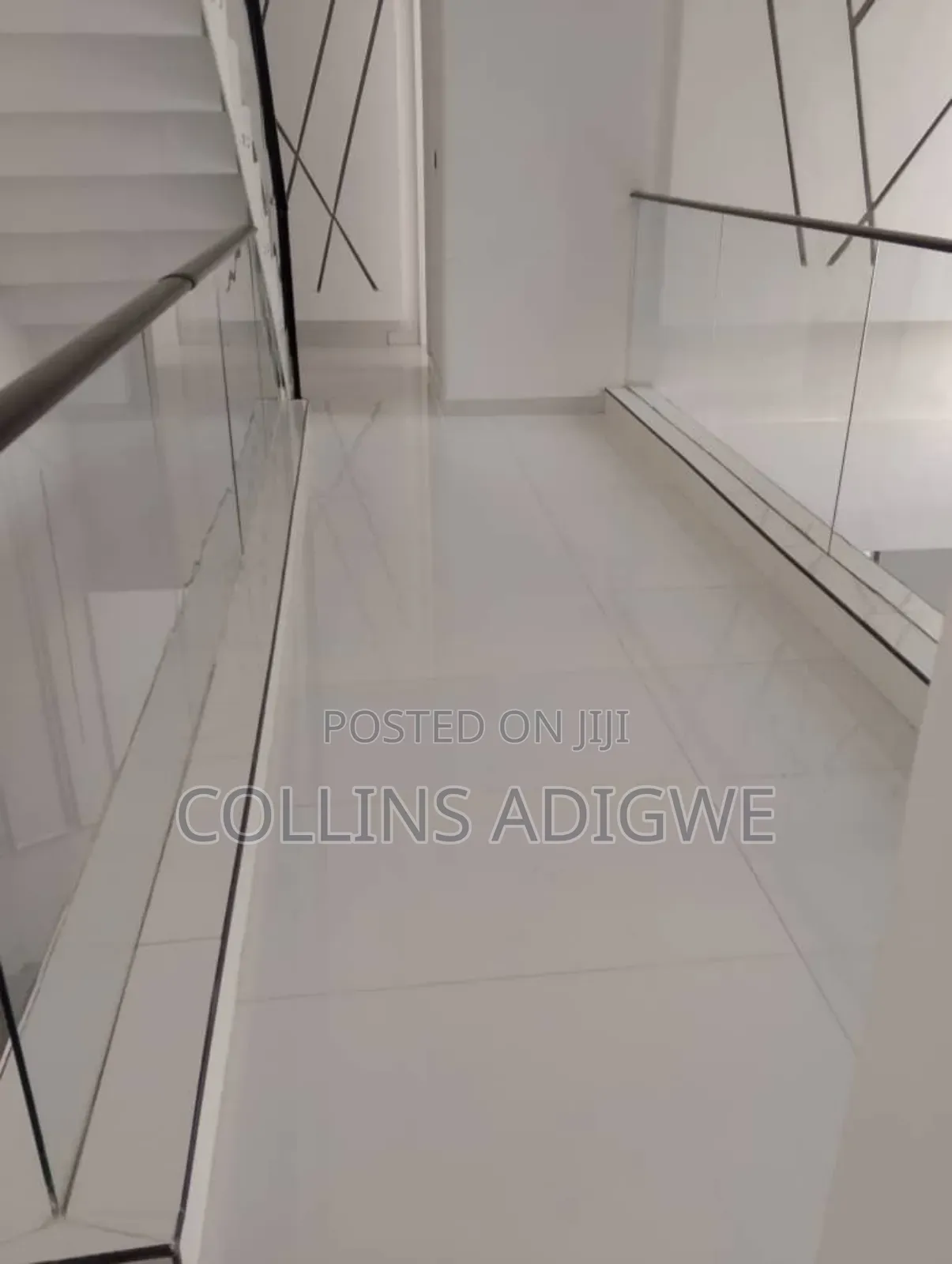 5bdrm Duplex in Secured, Idado for sale