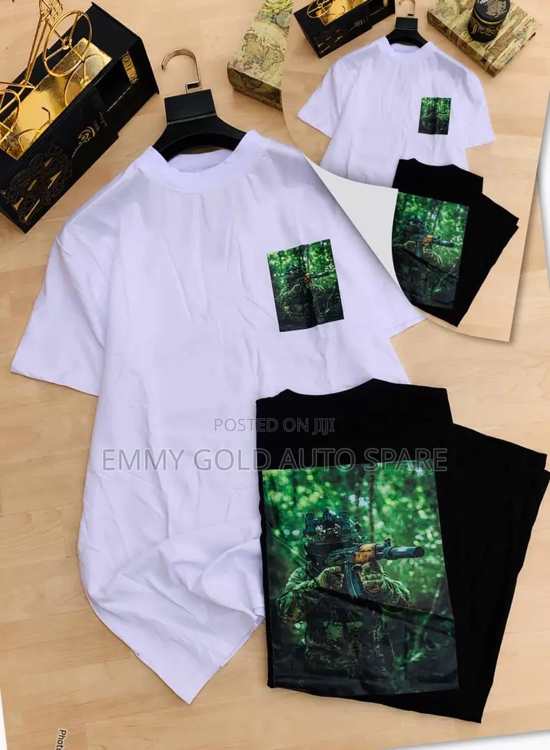 Picture Round Neck Good Quality