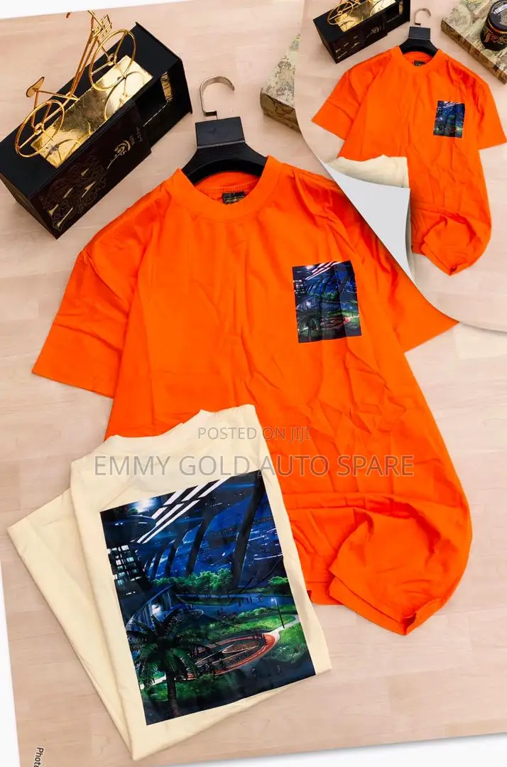 Picture Round Neck Good Quality