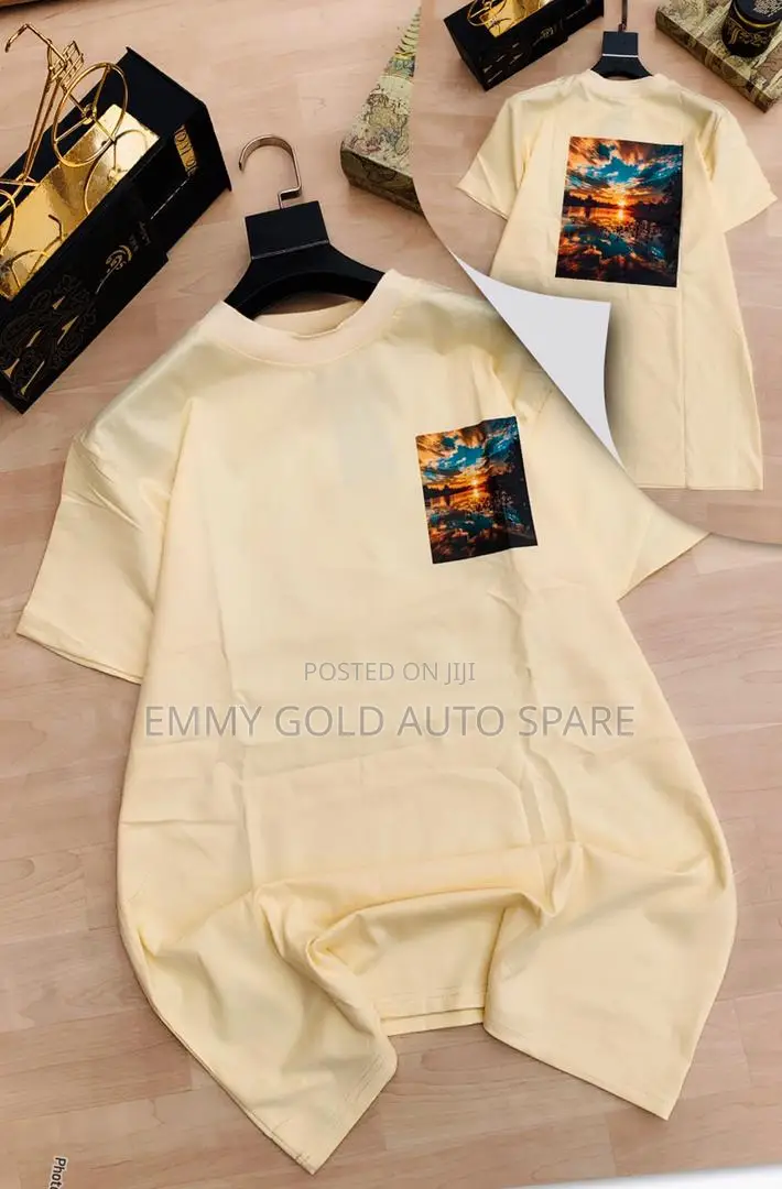 Picture Round Neck Good Quality